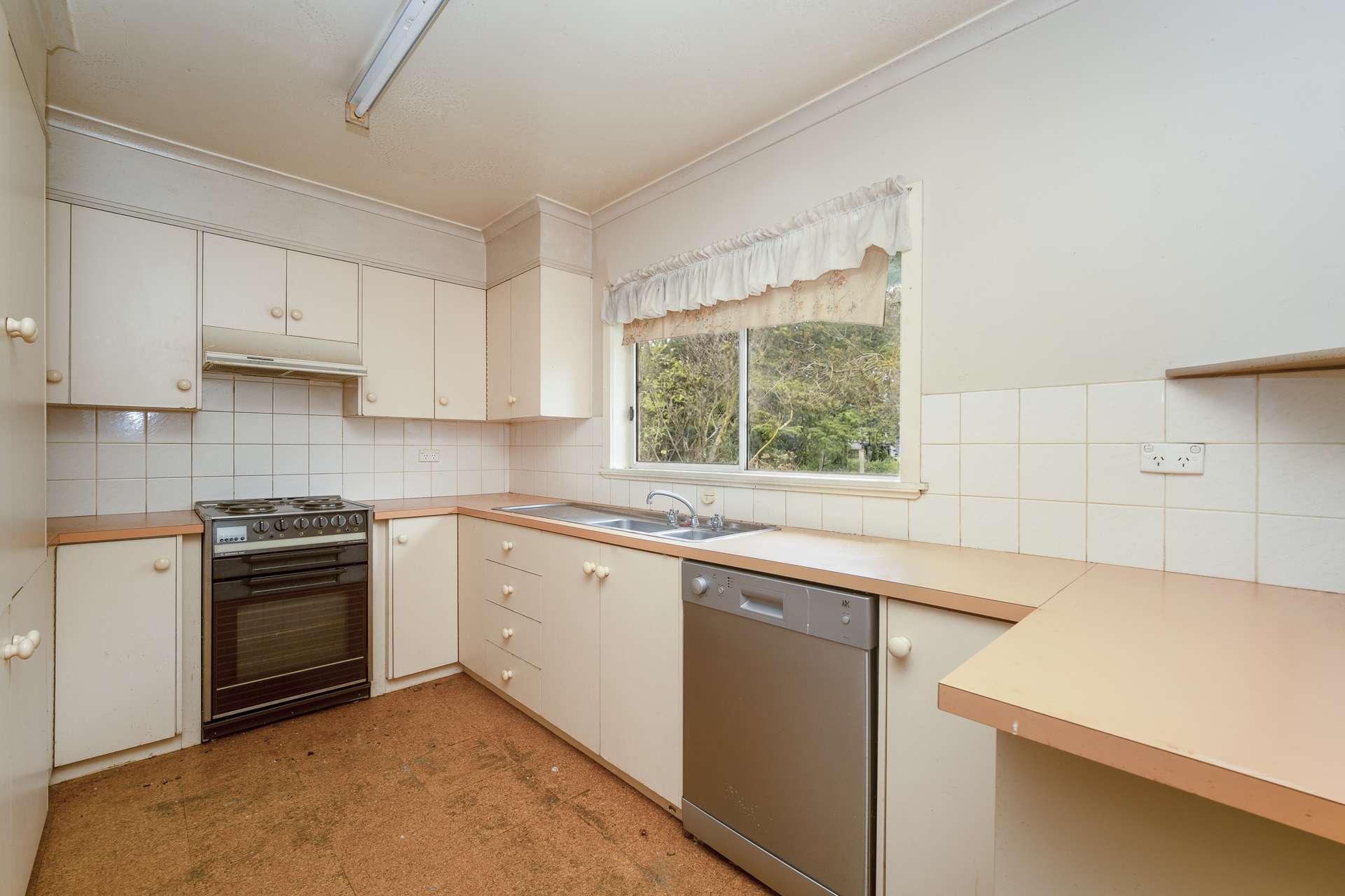 827 Bundol Road, Victoria Valley For Sale by Farmbuy.com - image 6