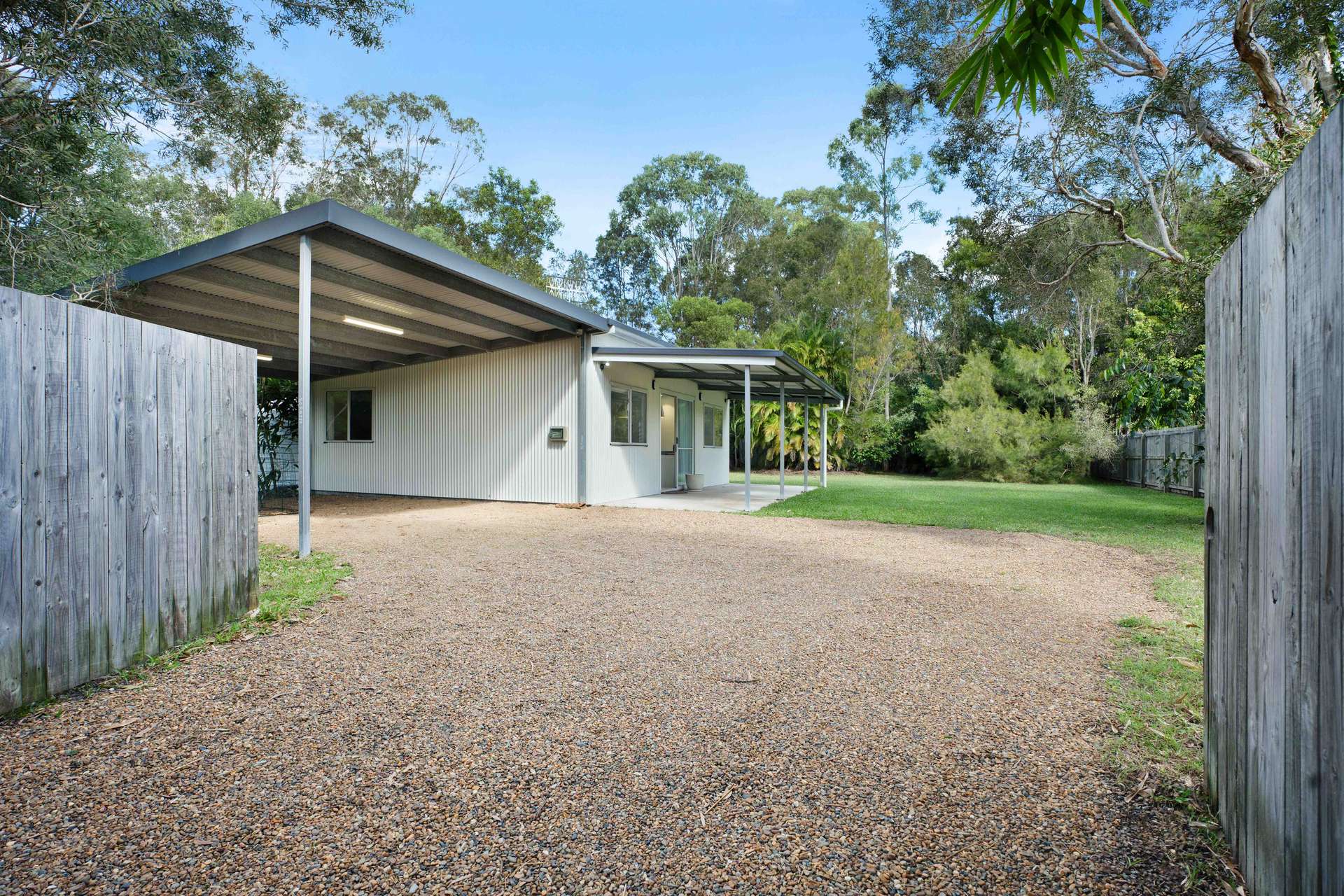 11 Edington Drive, Cooroibah For Sale by Farmbuy.com - image 17
