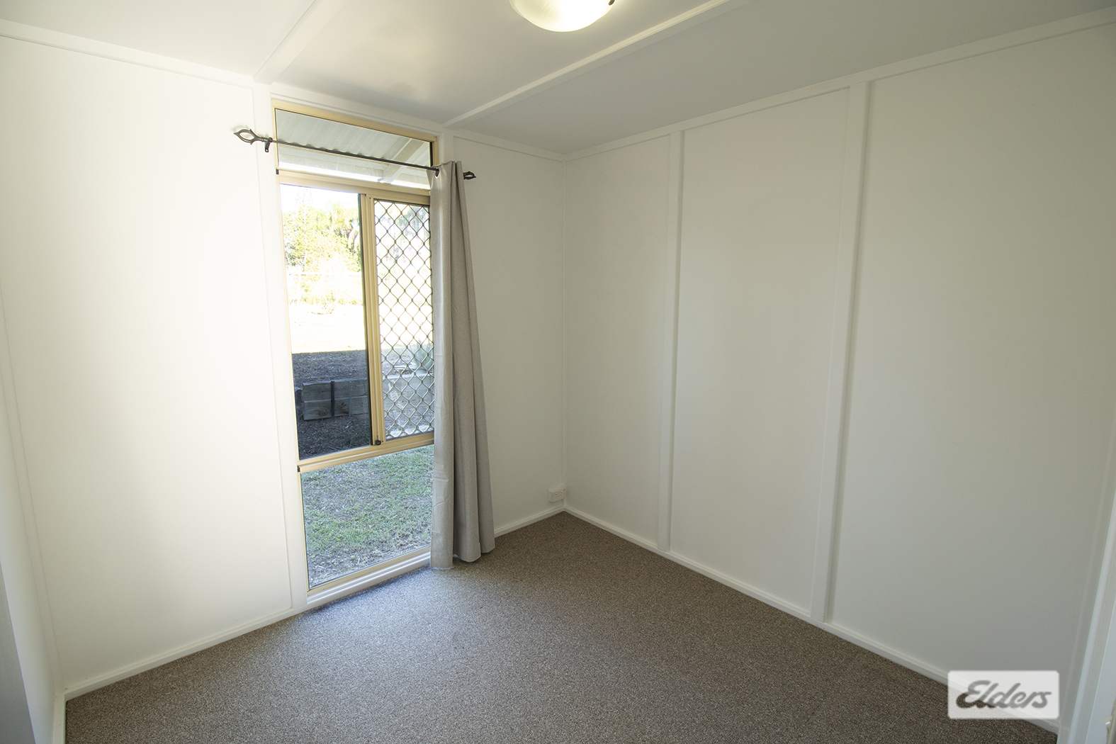 9 Brown Court, Laidley Heights For Sale by Farmbuy.com - image 15