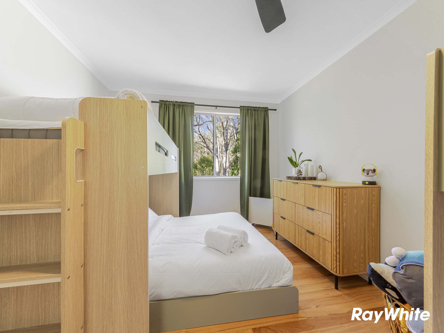 6 Halyard Drive, Moruya Heads For Sale by Farmbuy.com - image 30