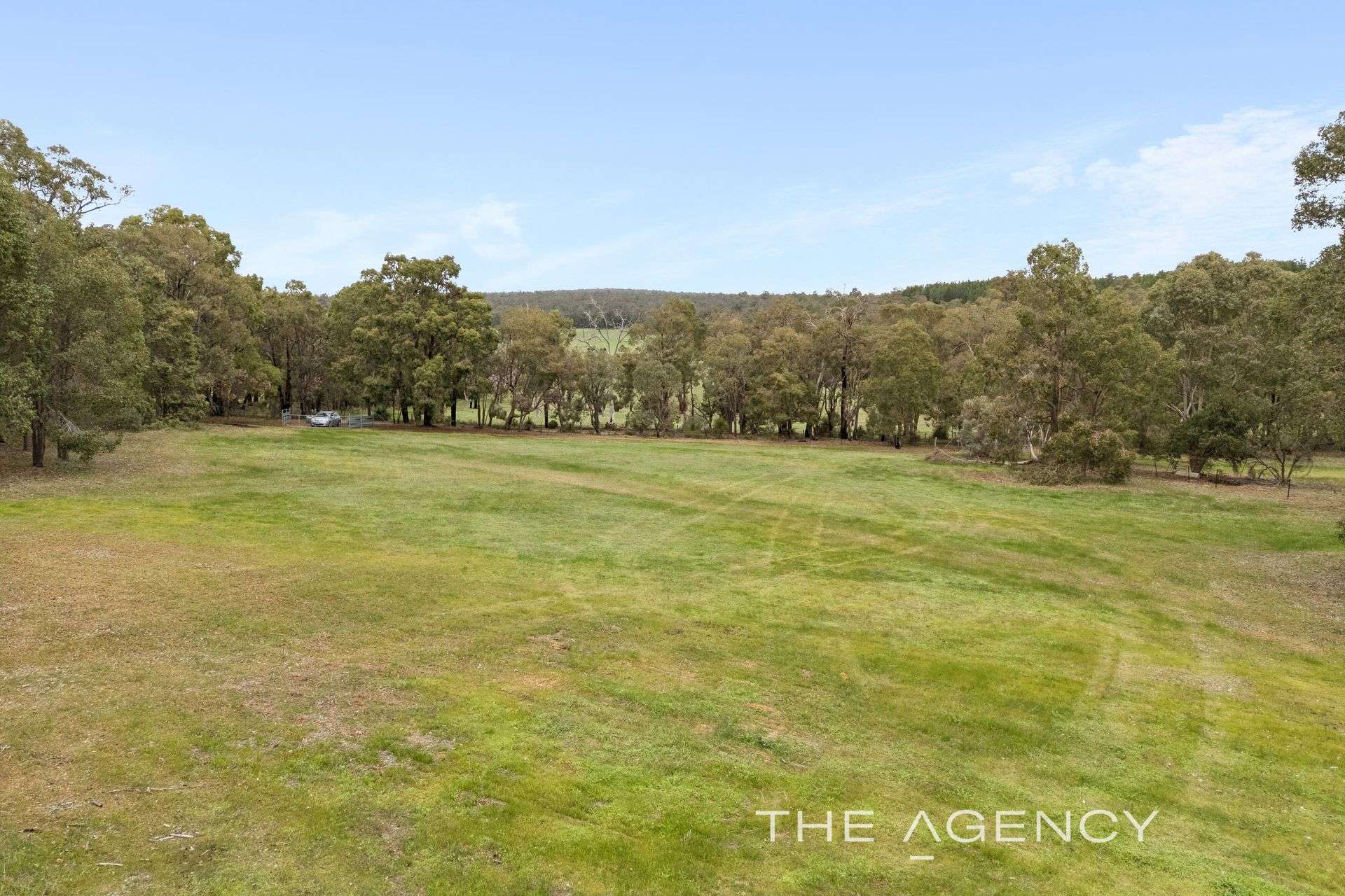 567 Dinsdale Road, Wooroloo For Sale by Farmbuy.com - image 5