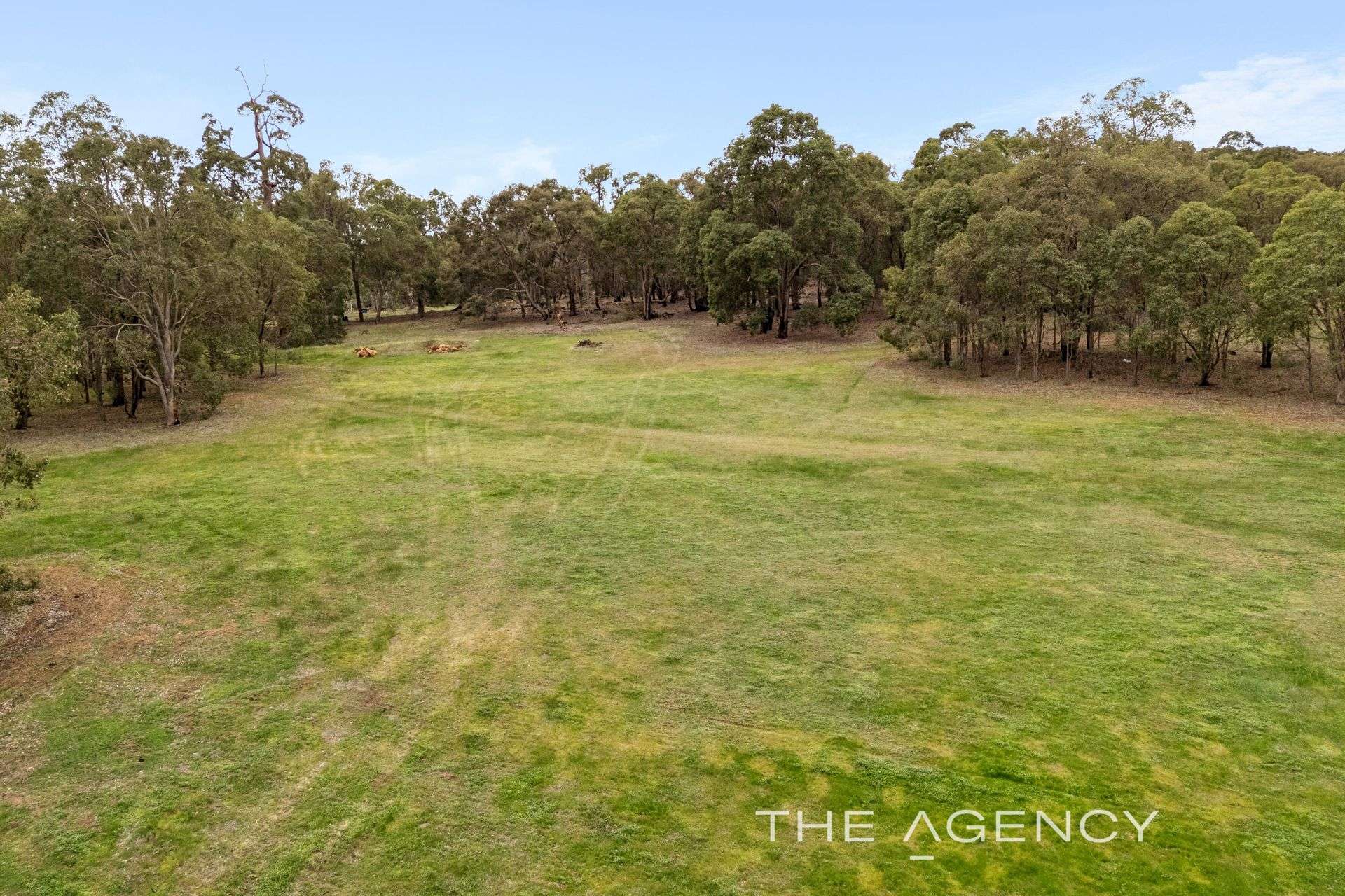 567 Dinsdale Road, Wooroloo For Sale by Farmbuy.com - image 4