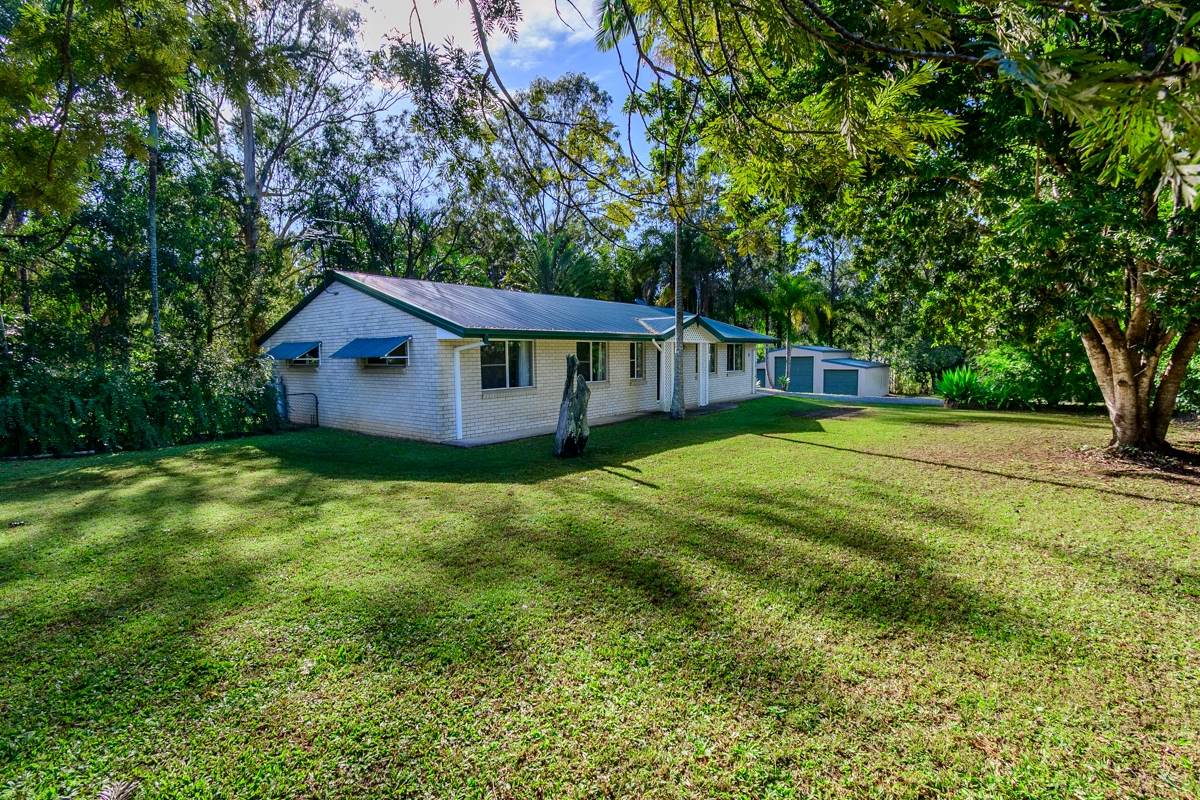 10 Harper Road, Bellmere For Sale by Farmbuy.com - image 4