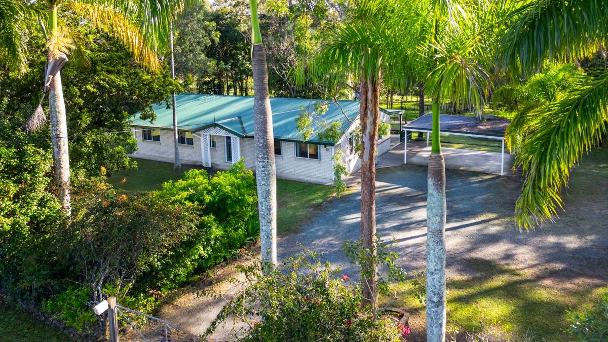 10 Harper Road, Bellmere For Sale by Farmbuy.com - image 17