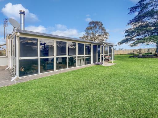 Farm For Sale - NSW - Tenterfield - 2372 - Your Own Piece of New England Paradise 