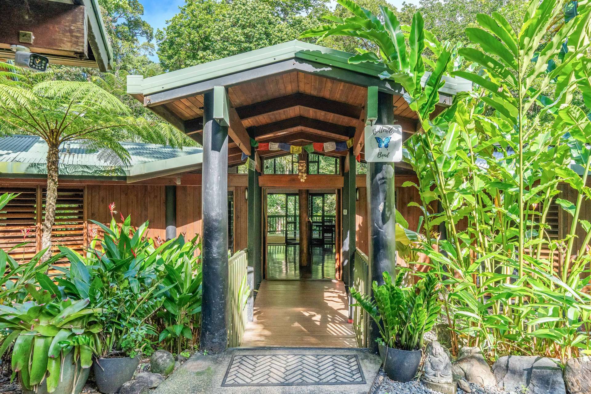 472 Buchanan Creek Road, Cow Bay, Daintree For Sale by Farmbuy.com - image 1