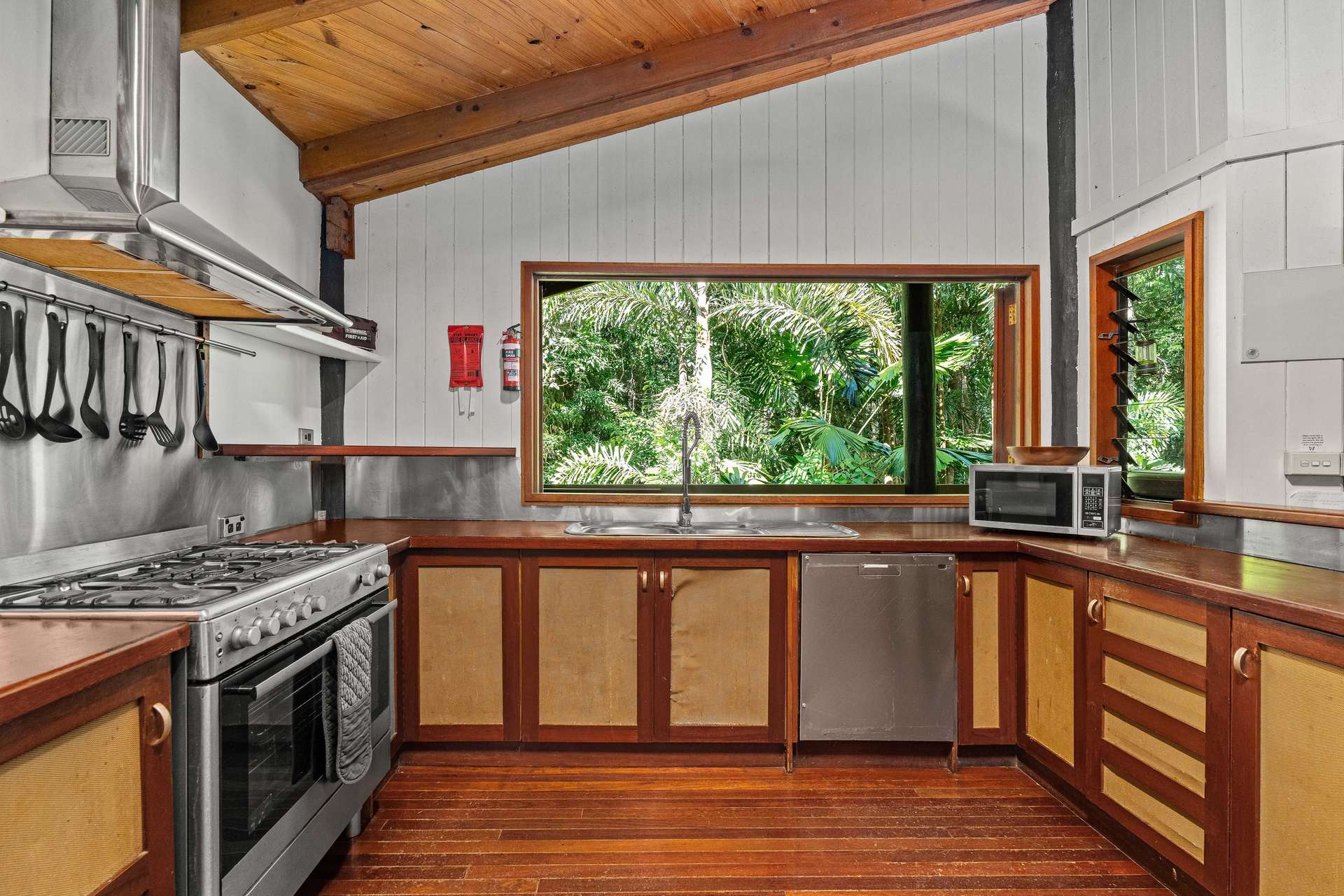 472 Buchanan Creek Road, Cow Bay, Daintree For Sale by Farmbuy.com - image 3