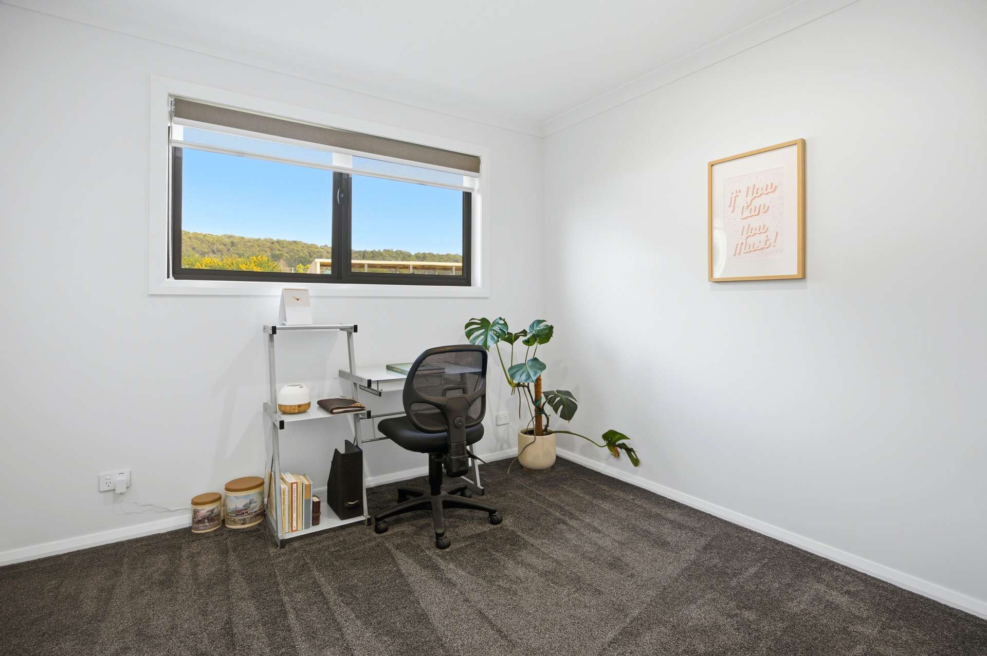 10 Crowther Street, Beaconsfield For Sale by Farmbuy.com - image 18