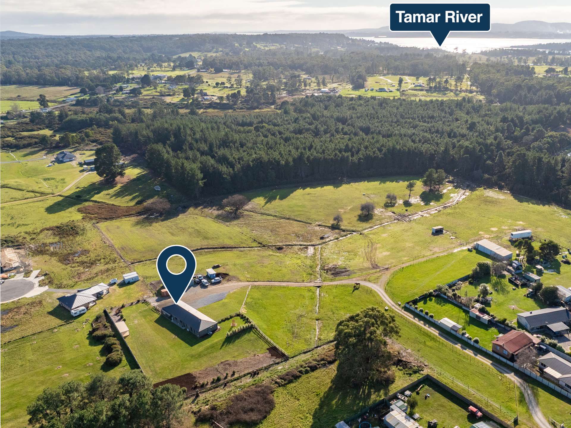 10 Crowther Street, Beaconsfield For Sale by Farmbuy.com - image 22