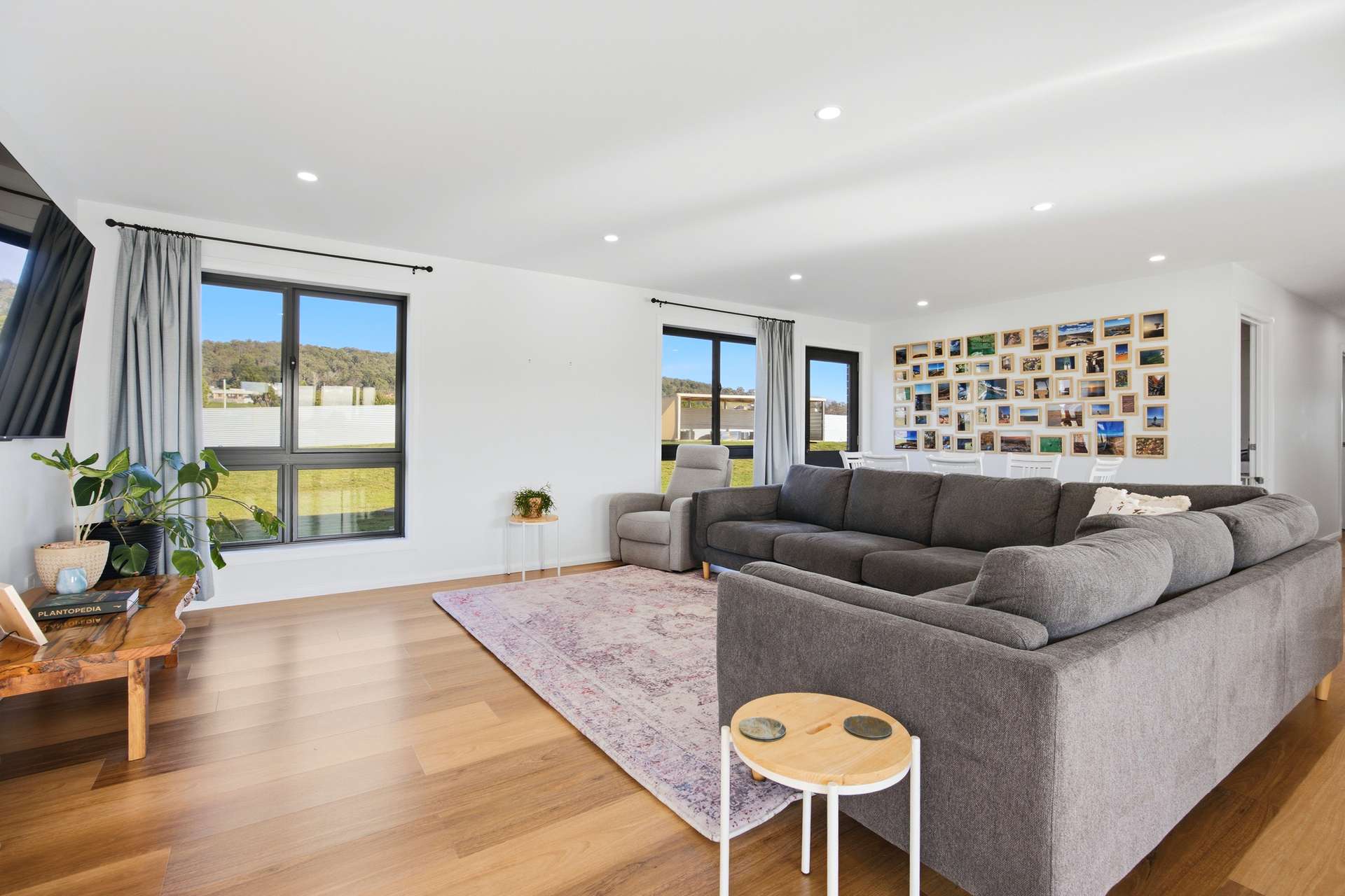 10 Crowther Street, Beaconsfield For Sale by Farmbuy.com - image 14