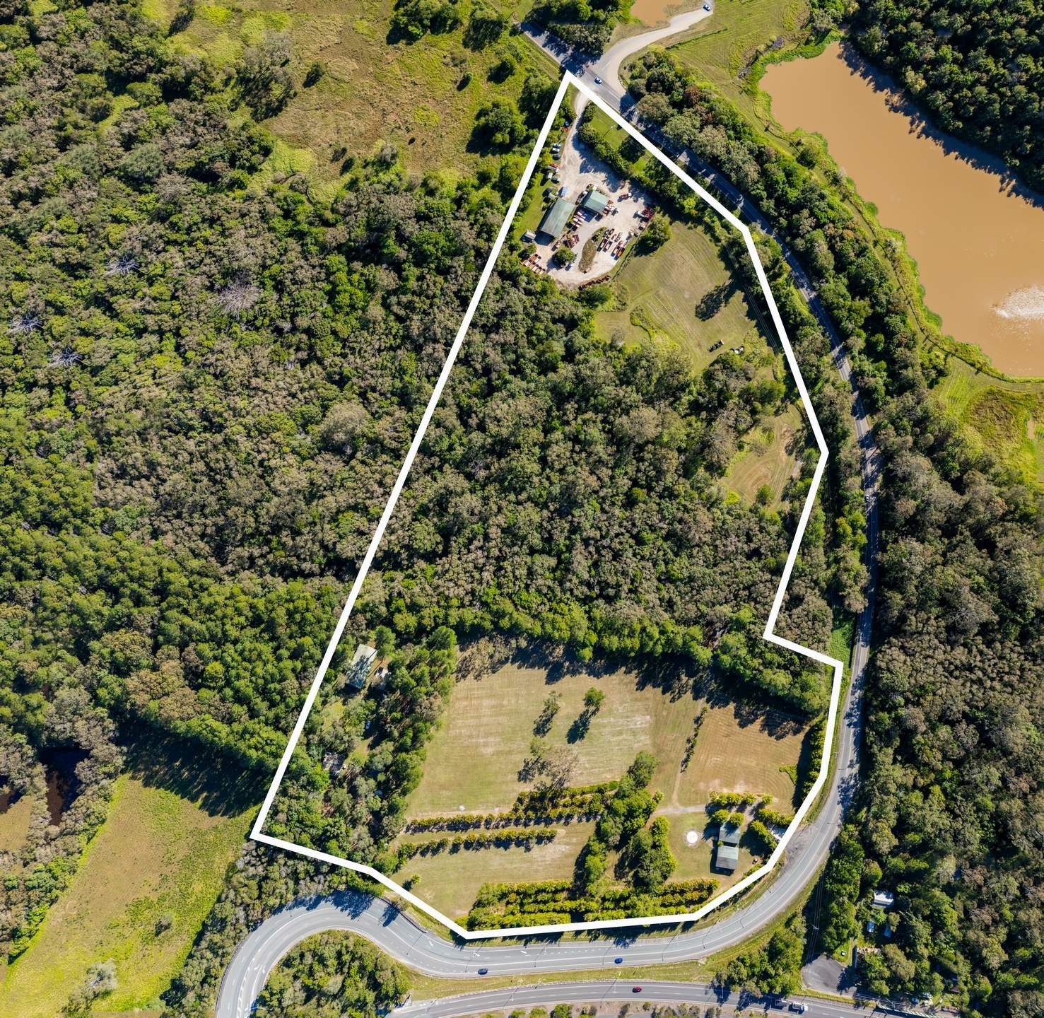 1 Connection Road, Glenview For Sale by Farmbuy.com - image 6