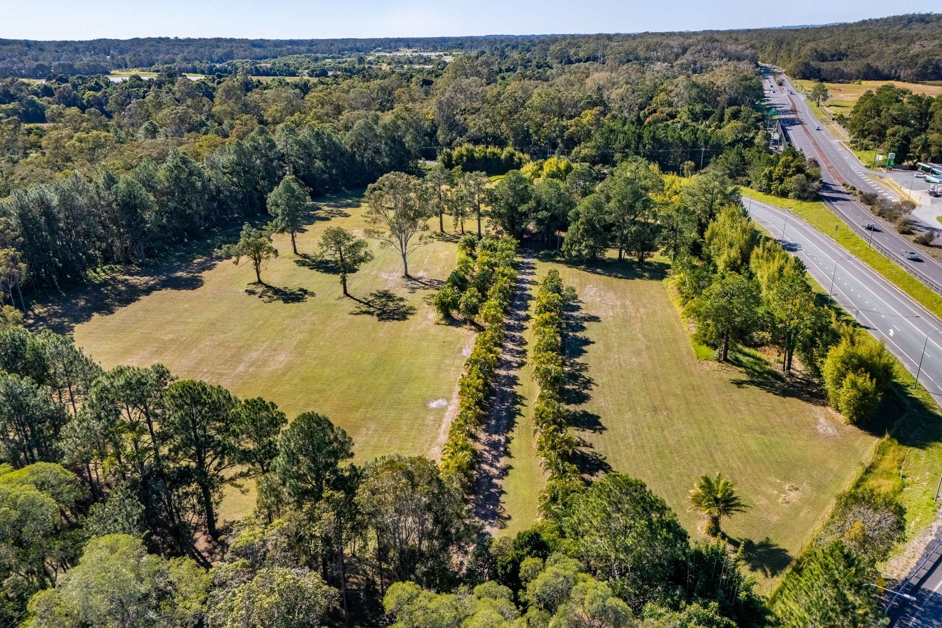 1 Connection Road, Glenview For Sale by Farmbuy.com - image 2