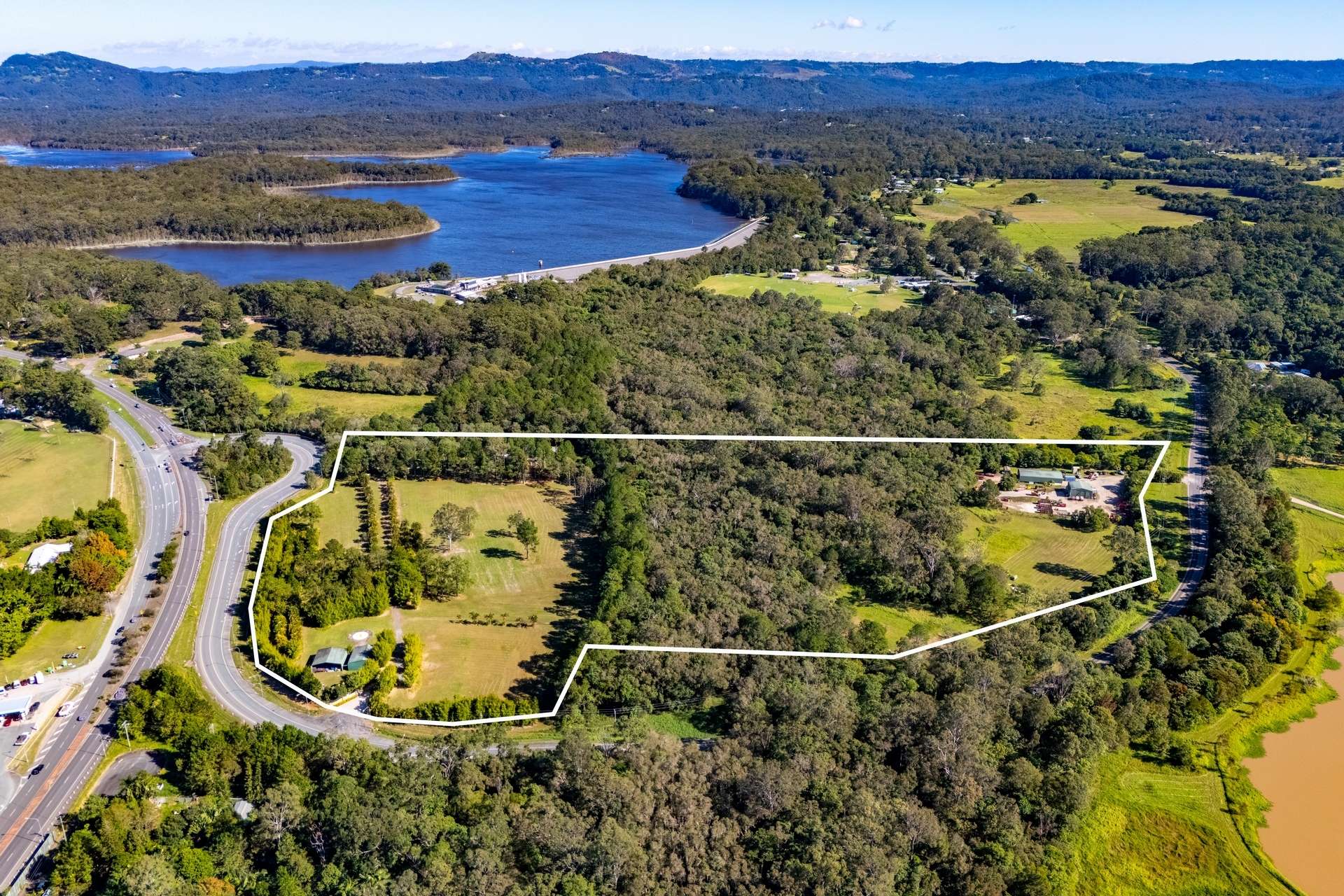 1 Connection Road, Glenview For Sale by Farmbuy.com - image 4