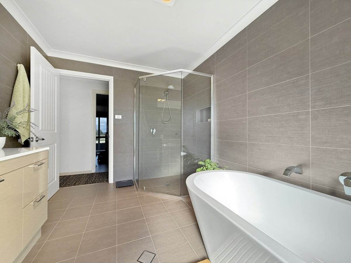 540 Heathfield Road, Boorowa For Sale by Farmbuy.com - image 16