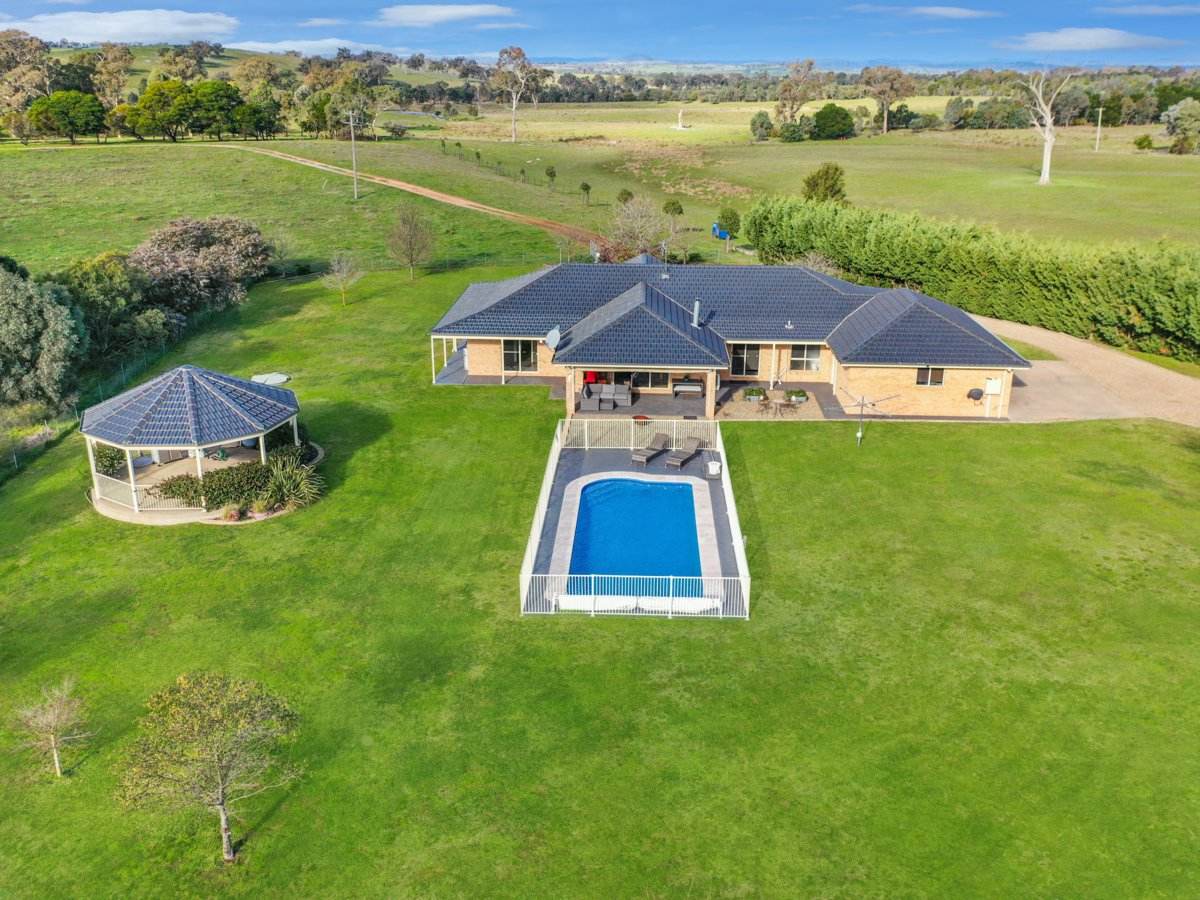 540 Heathfield Road, Boorowa For Sale by Farmbuy.com - image 3