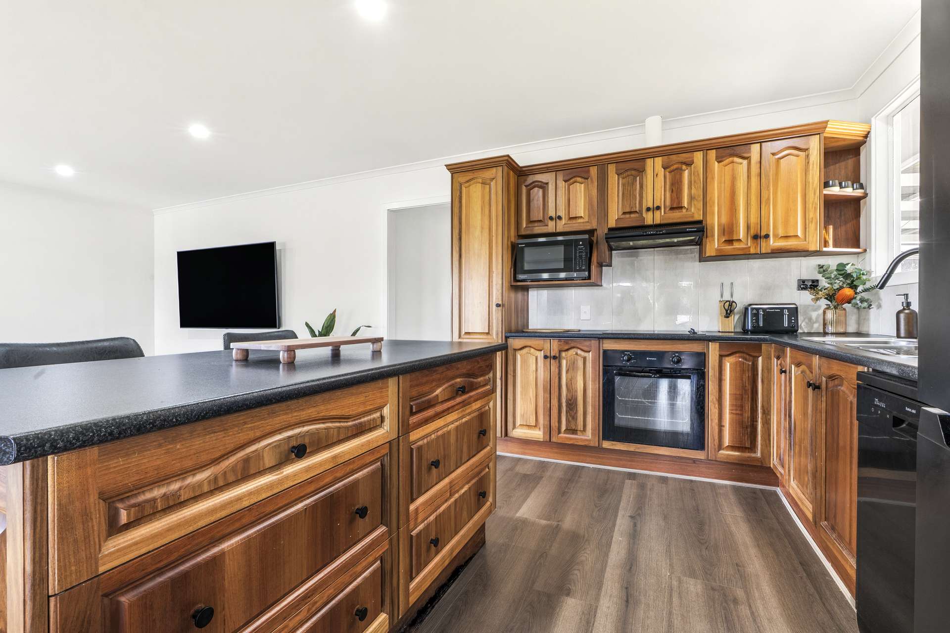 30 Sixth Street, Renmark For Sale by Farmbuy.com - image 2