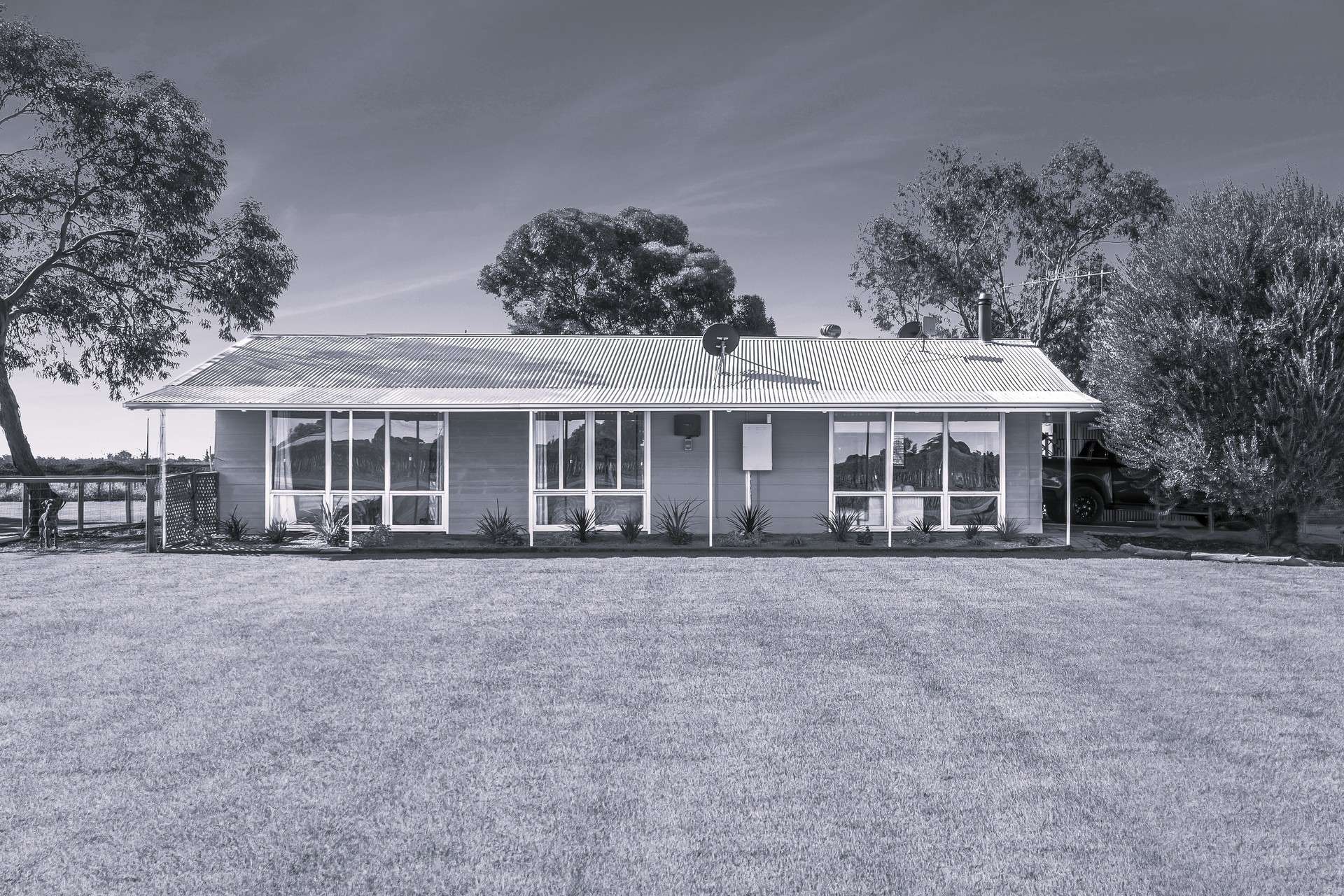 30 Sixth Street, Renmark For Sale by Farmbuy.com - image 1