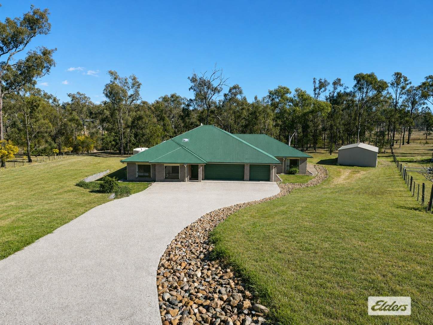 19 Albert Joseph Drive, Laidley Heights For Sale by Farmbuy.com - image 1