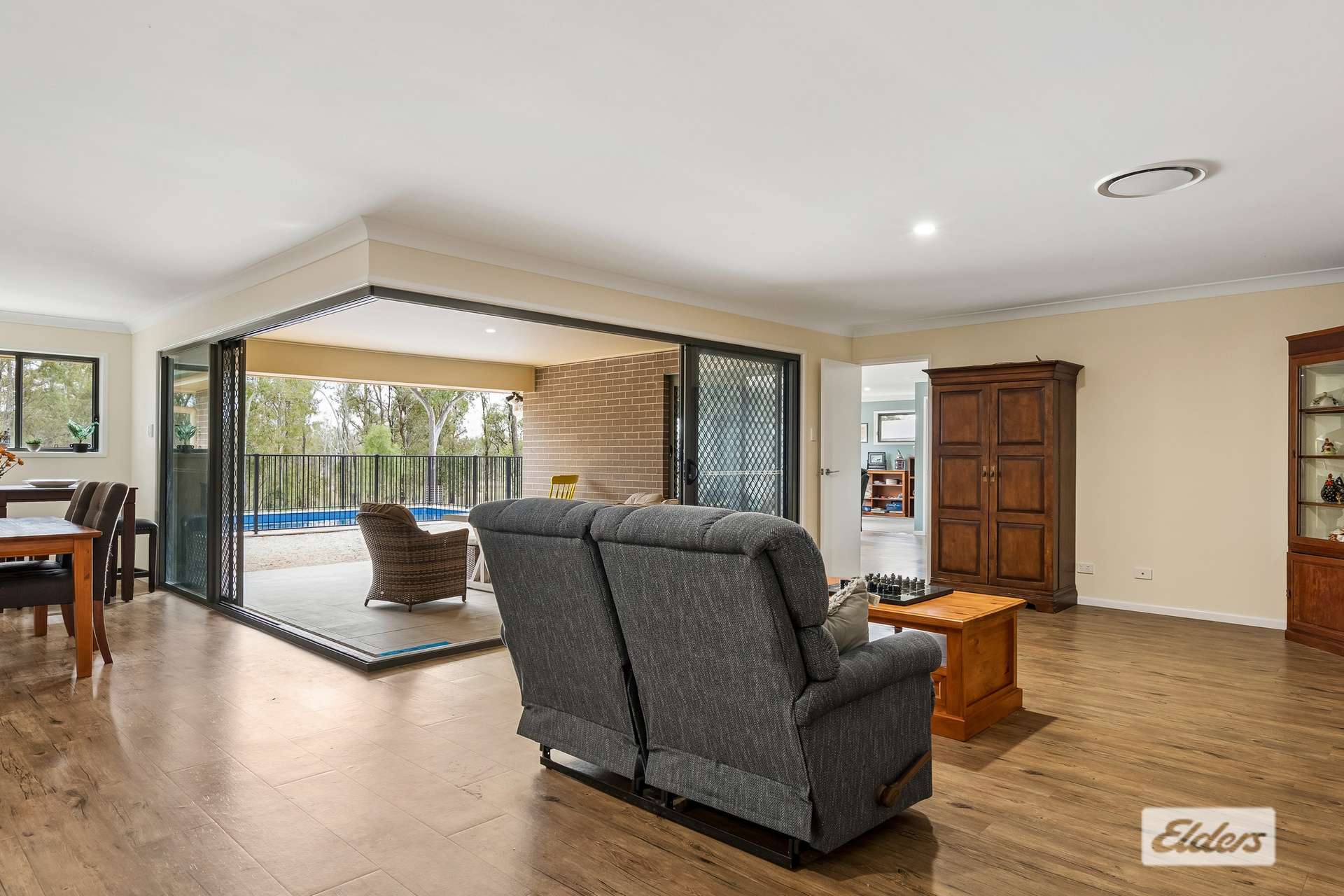 19 Albert Joseph Drive, Laidley Heights For Sale by Farmbuy.com - image 5