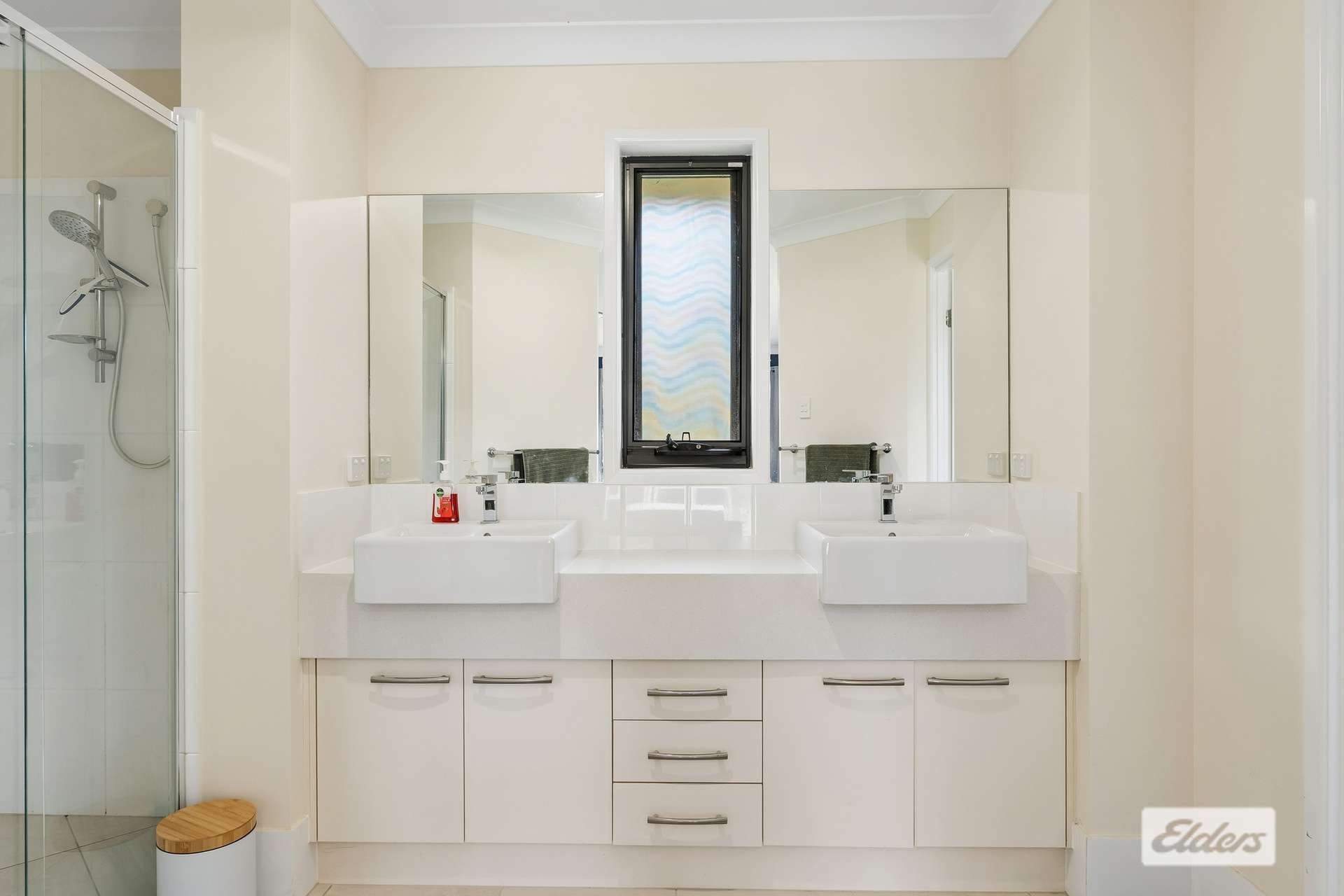 19 Albert Joseph Drive, Laidley Heights For Sale by Farmbuy.com - image 8