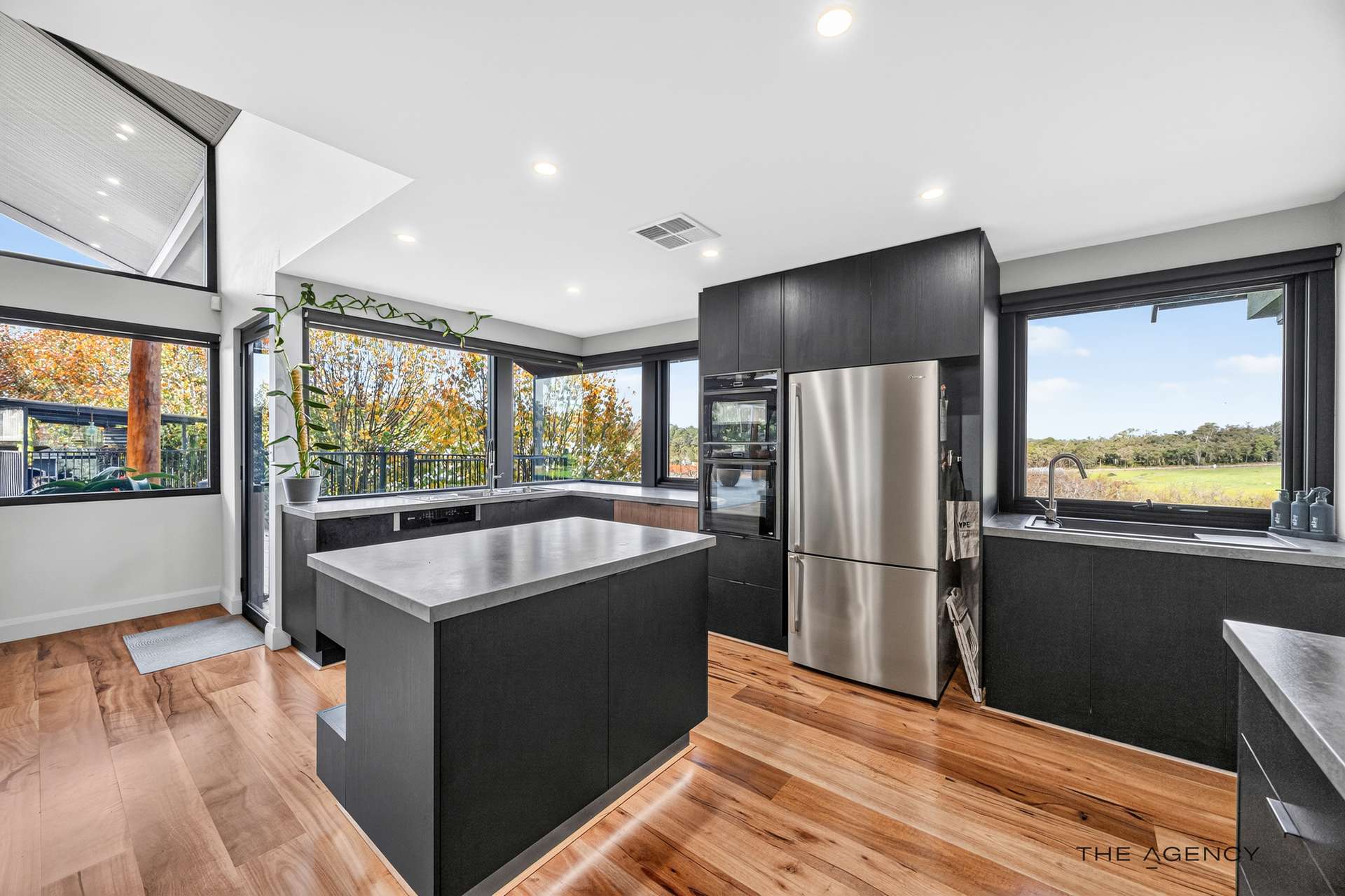 19 Suneca Road, Martin For Sale by Farmbuy.com - image 14