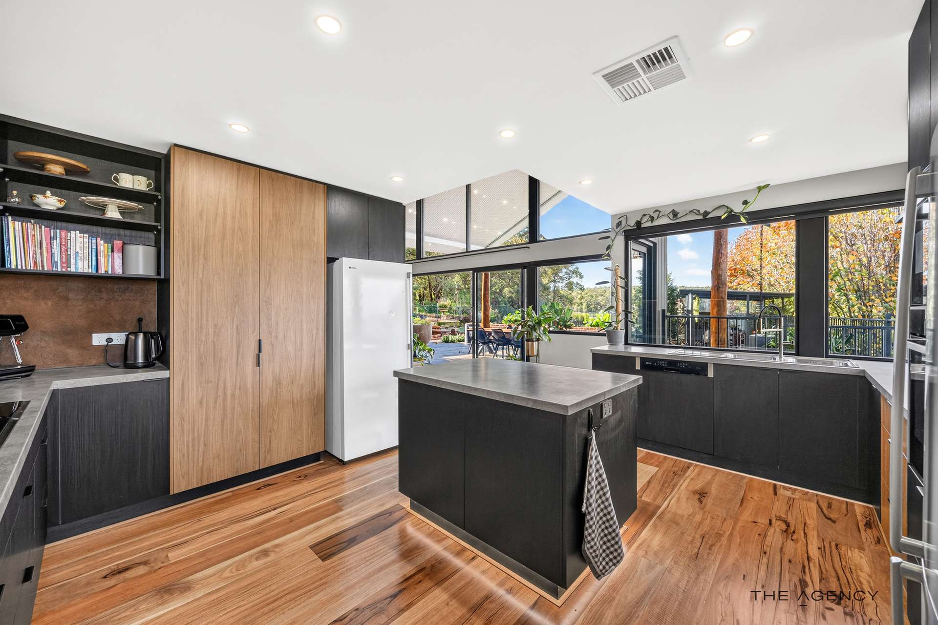 19 Suneca Road, Martin For Sale by Farmbuy.com - image 15