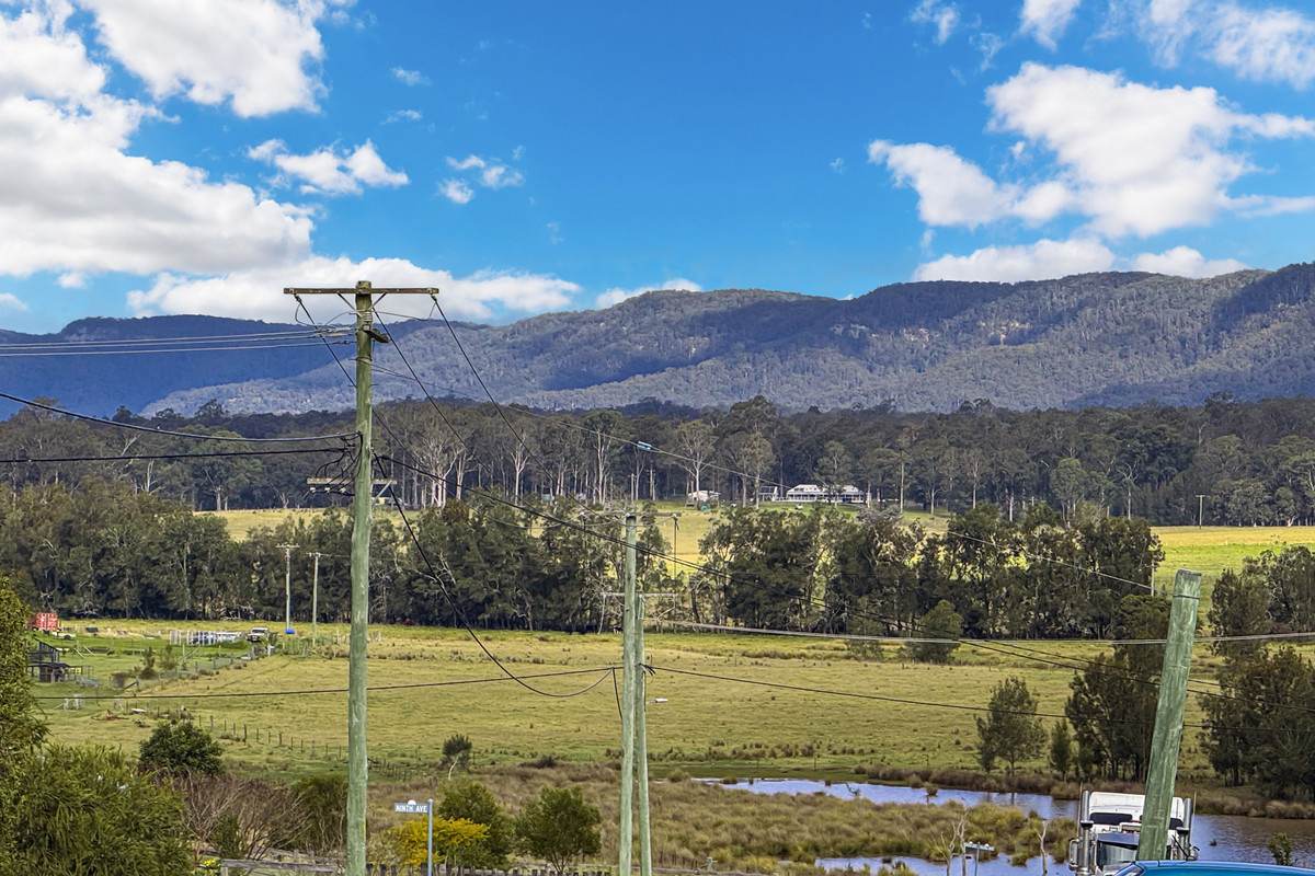 8 Sixth Avenue, Millfield For Sale by Farmbuy.com - image 7