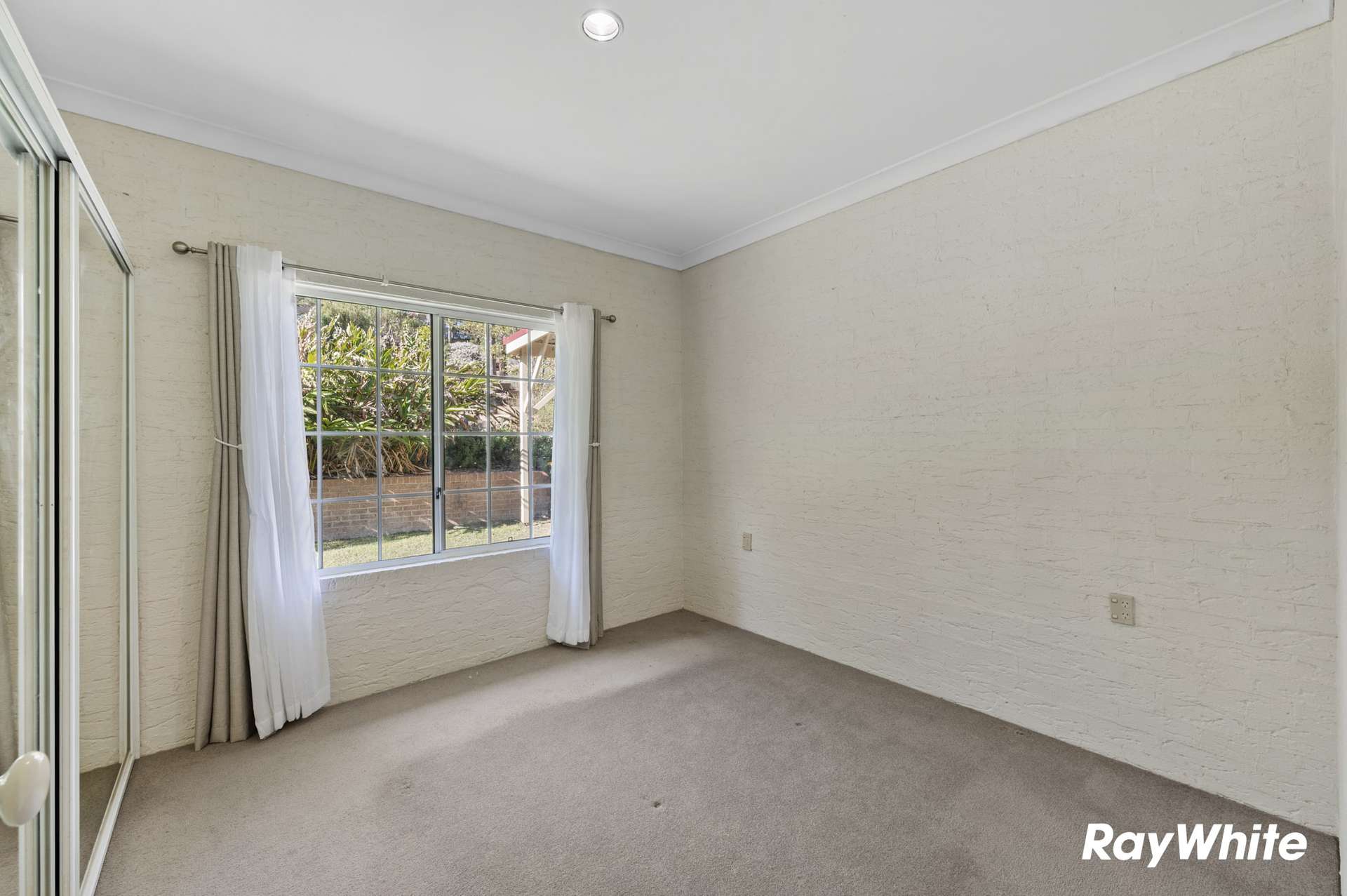 5 Grace Close, Malua Bay For Sale by Farmbuy.com - image 27