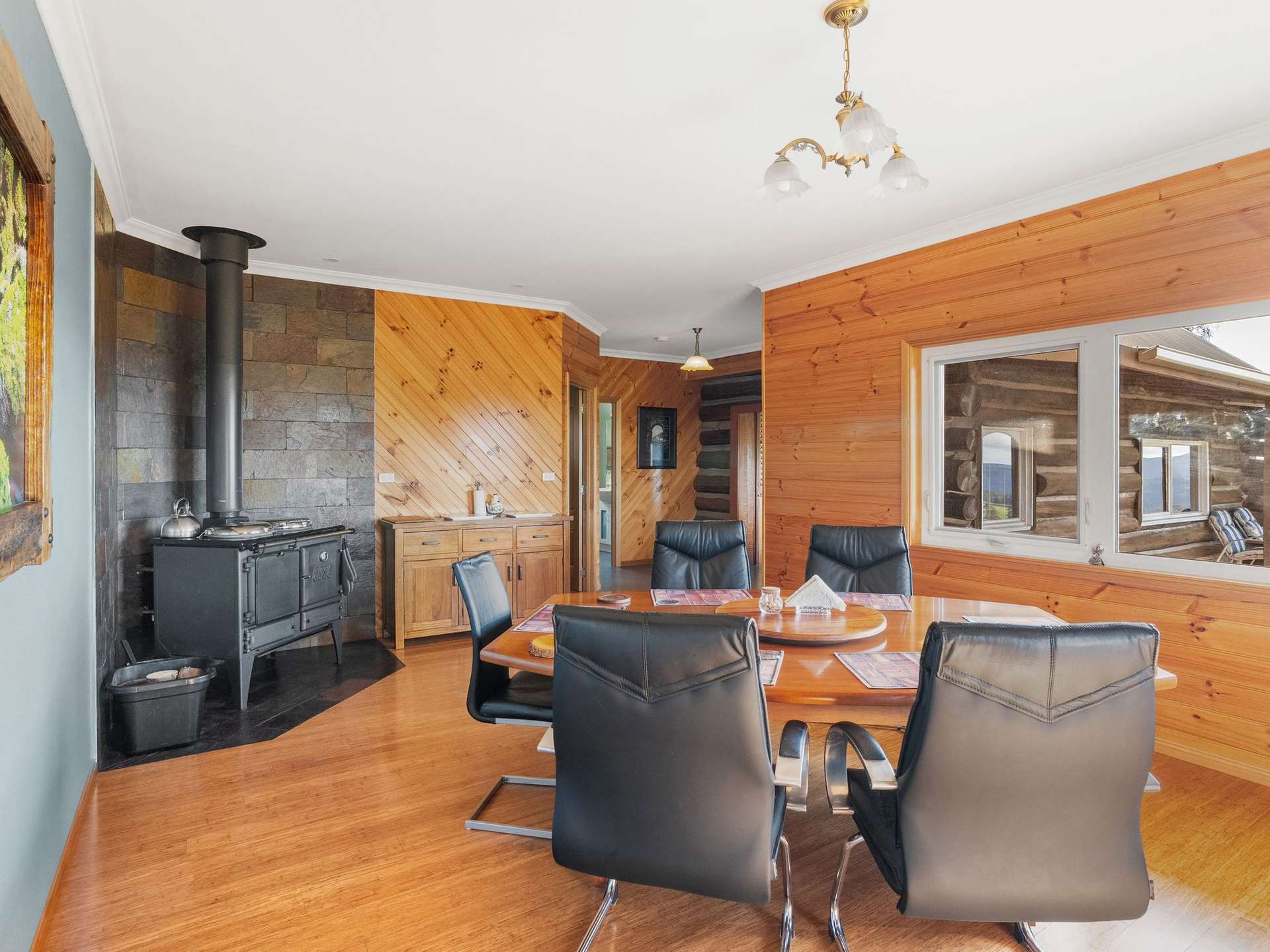 422 Paradise Road, Paradise For Sale by Farmbuy.com - image 8