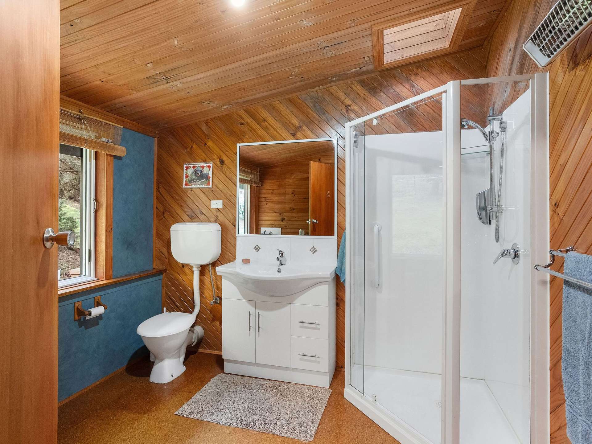 422 Paradise Road, Paradise For Sale by Farmbuy.com - image 15