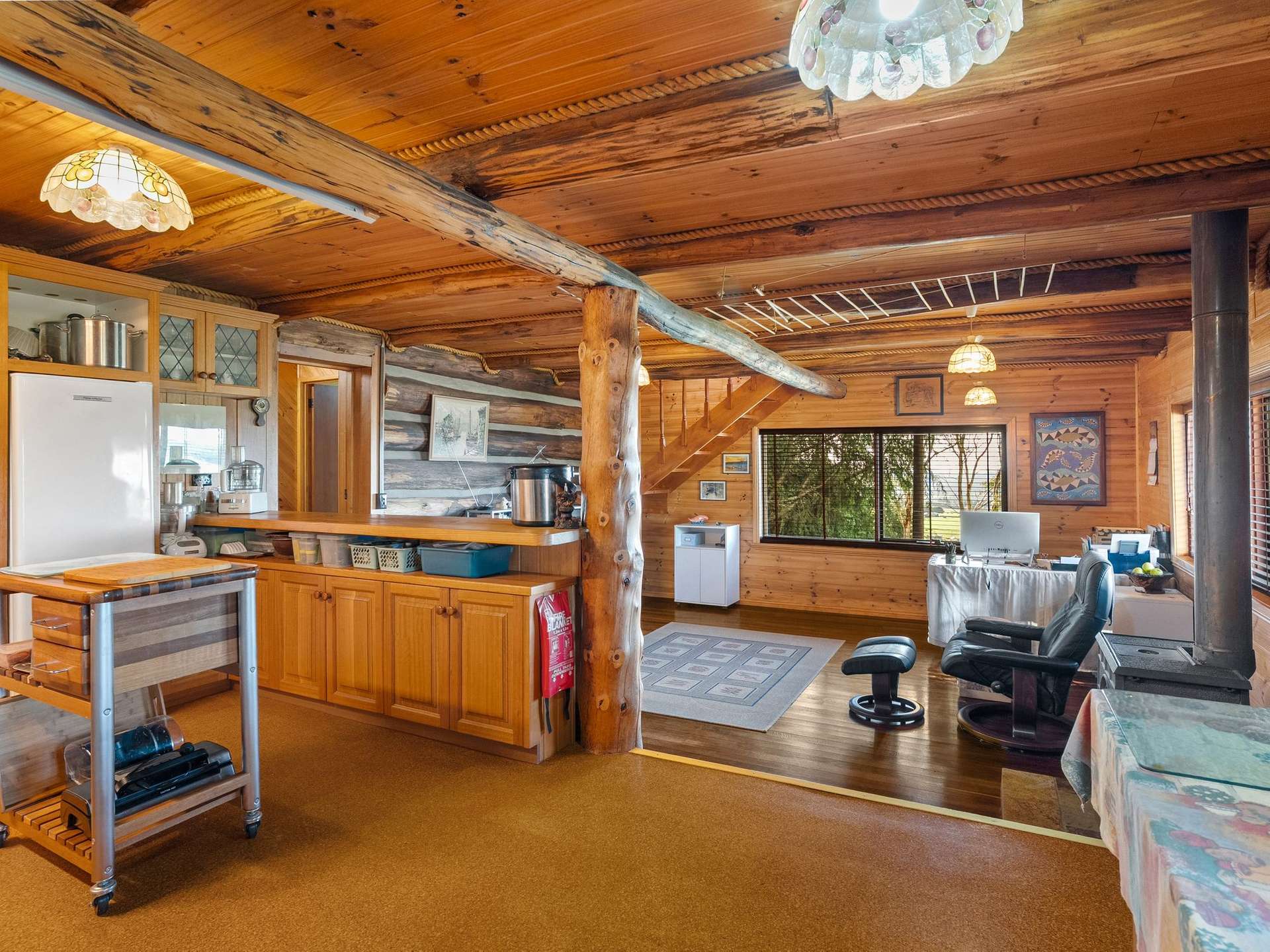 422 Paradise Road, Paradise For Sale by Farmbuy.com - image 9
