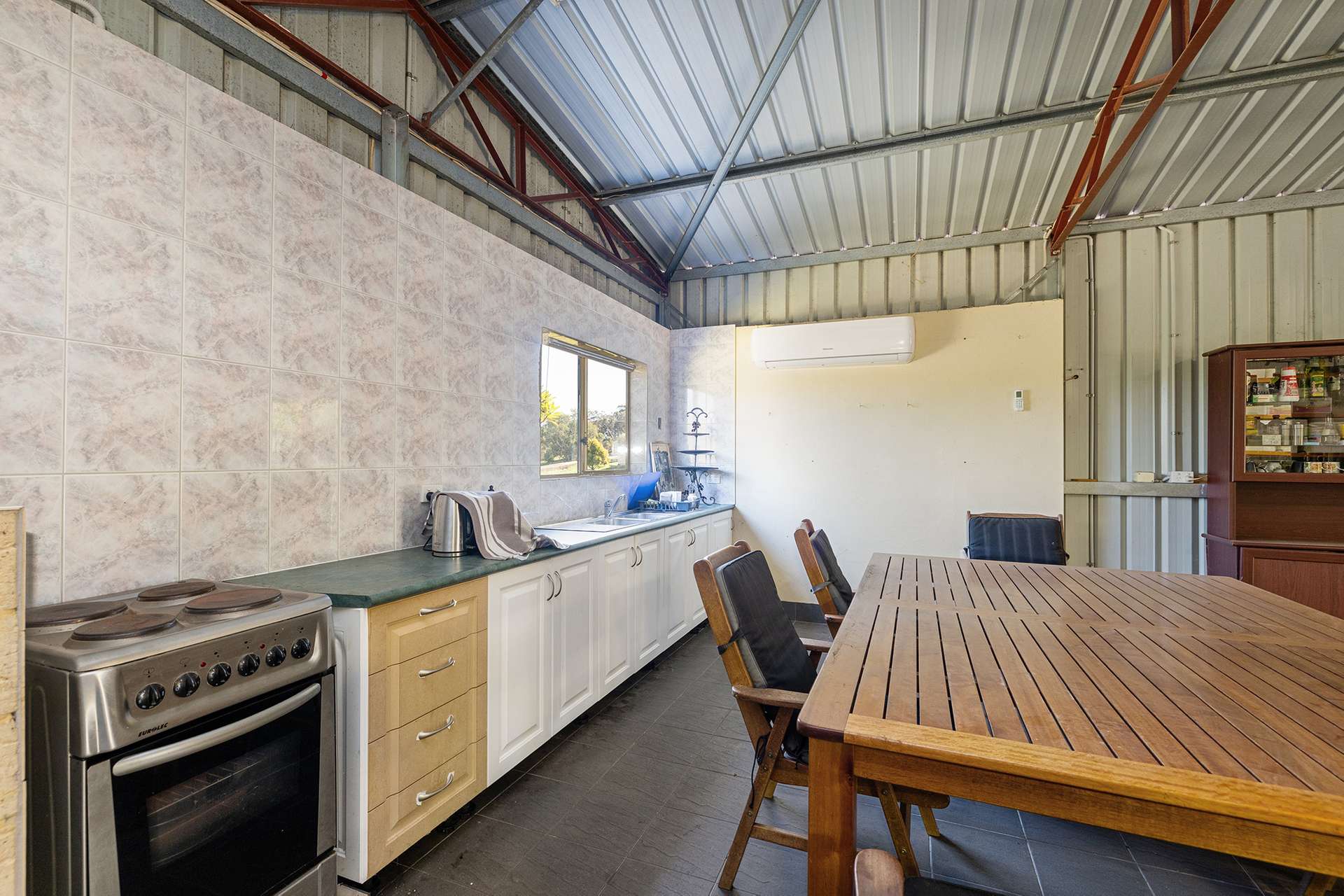 206 Alawoona Circle, Bullsbrook For Sale by Farmbuy.com - image 9