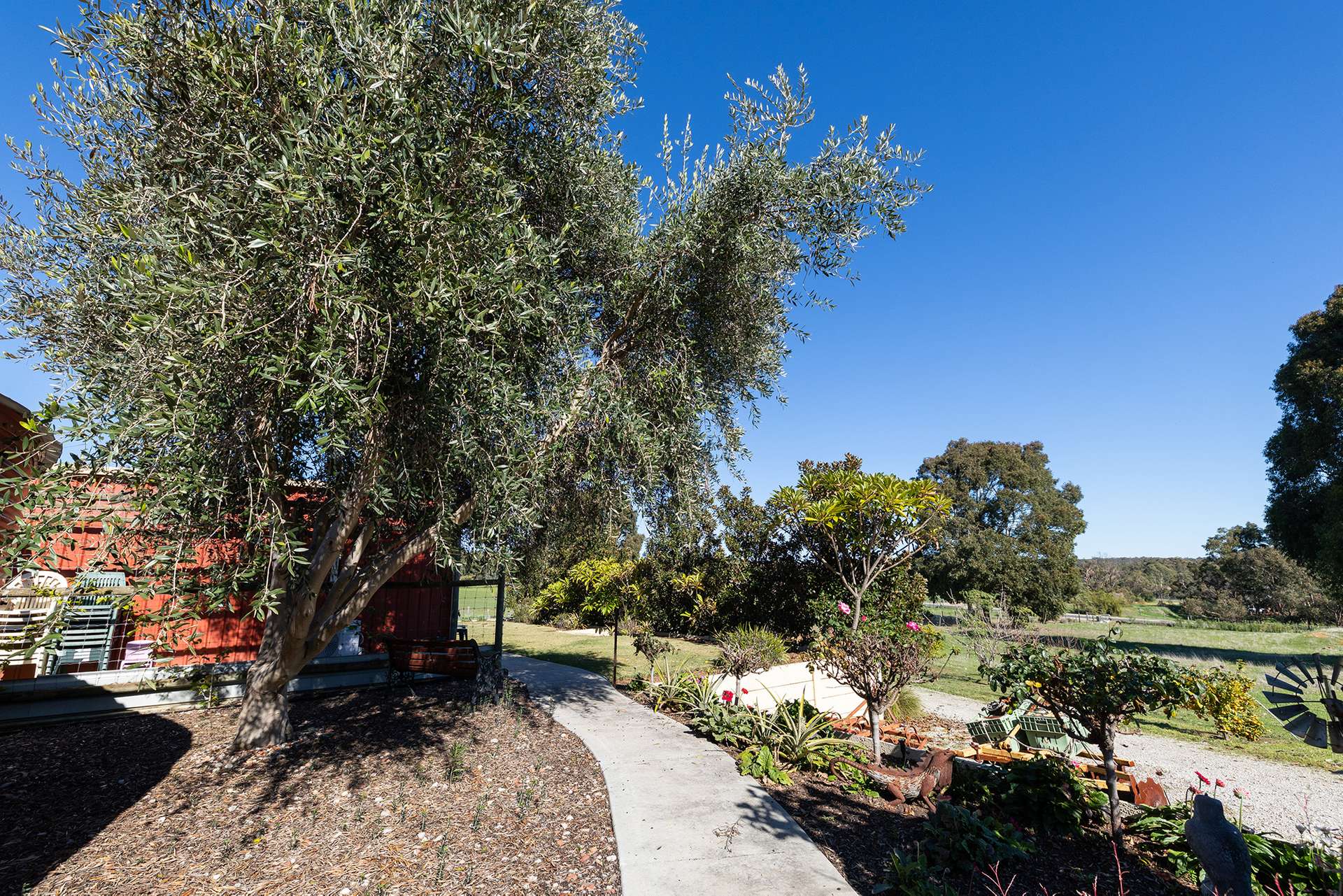 206 Alawoona Circle, Bullsbrook For Sale by Farmbuy.com - image 28