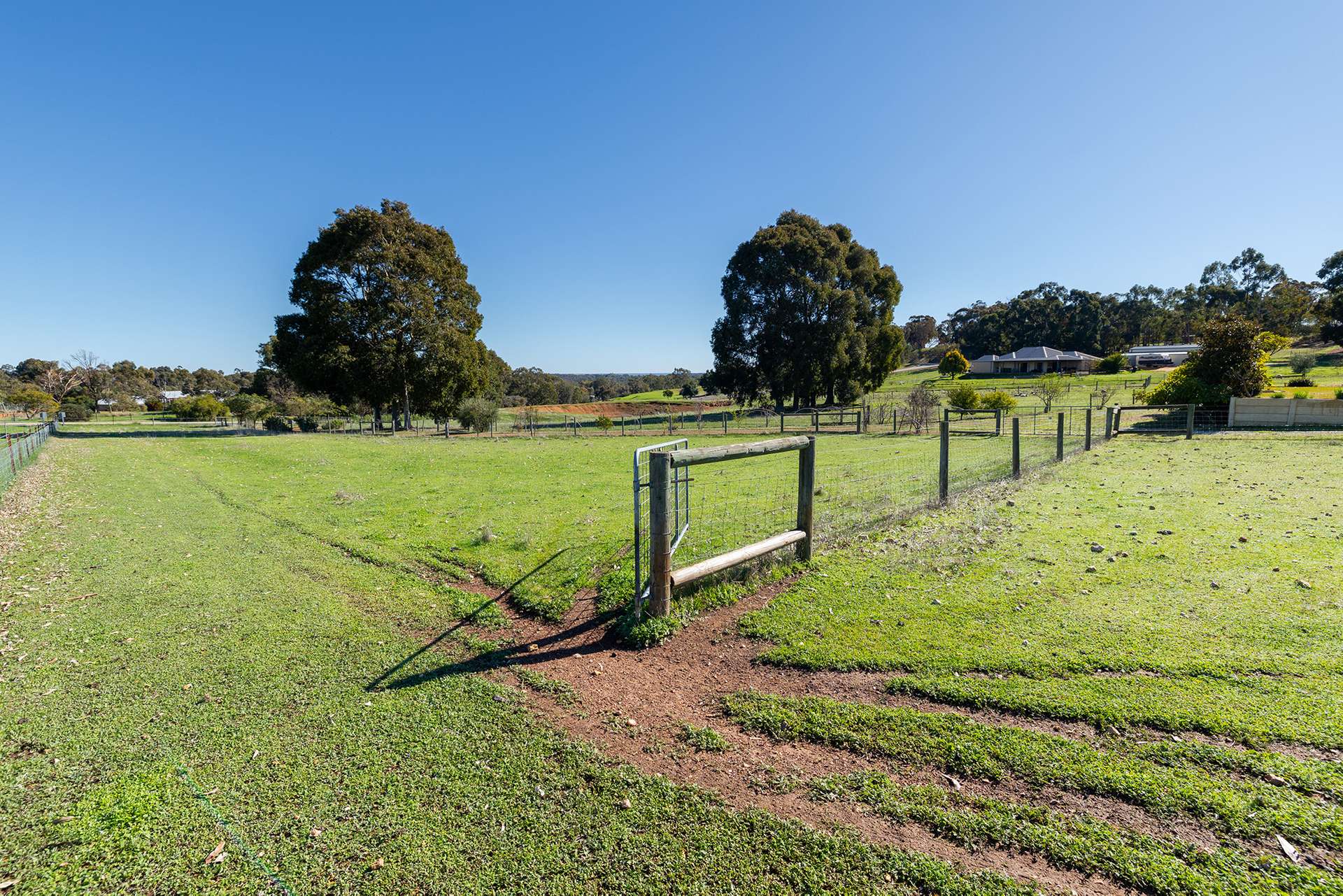 206 Alawoona Circle, Bullsbrook For Sale by Farmbuy.com - image 24