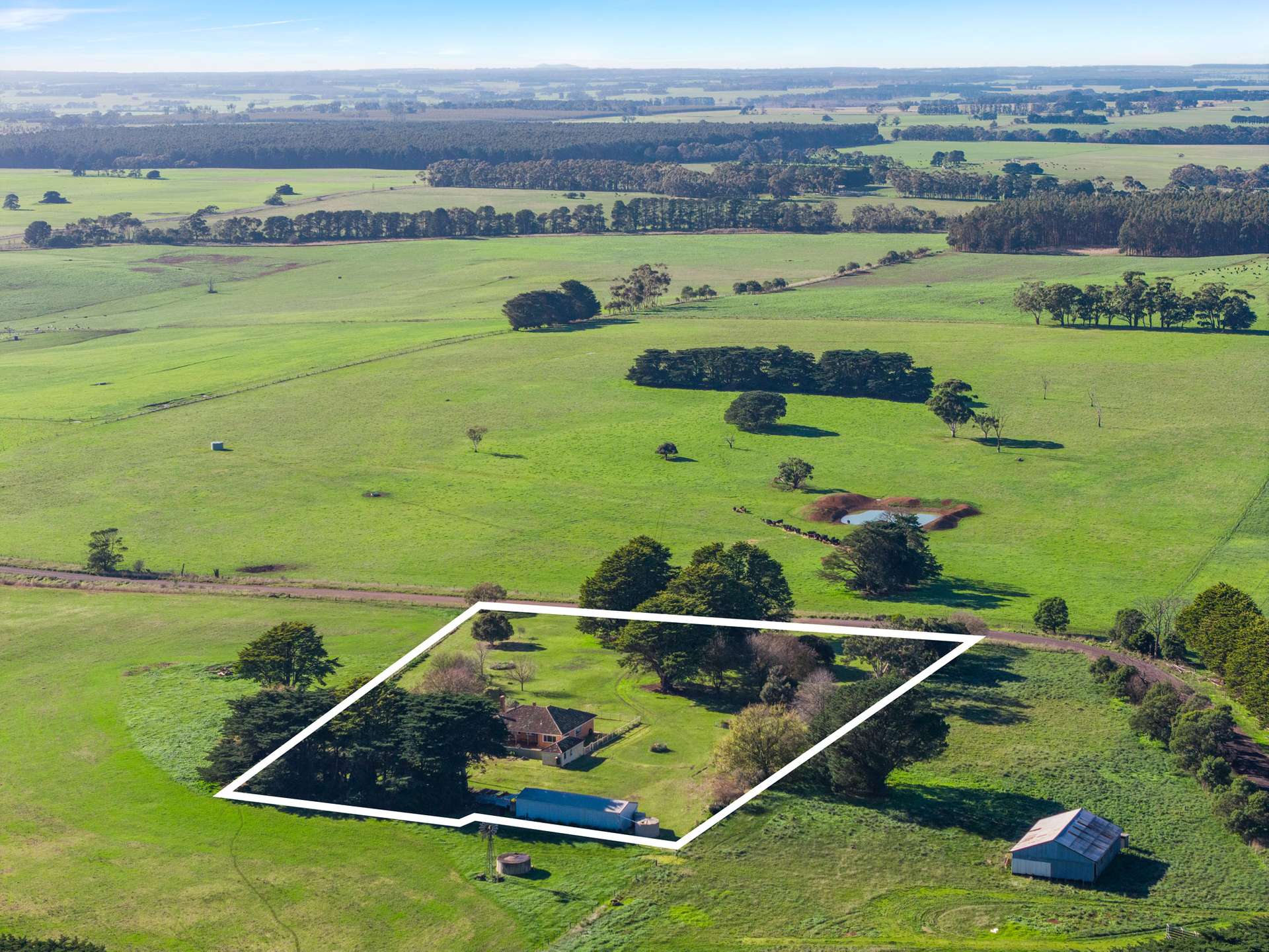 102 Andrews Road, Knebsworth For Sale by Farmbuy.com - image 25