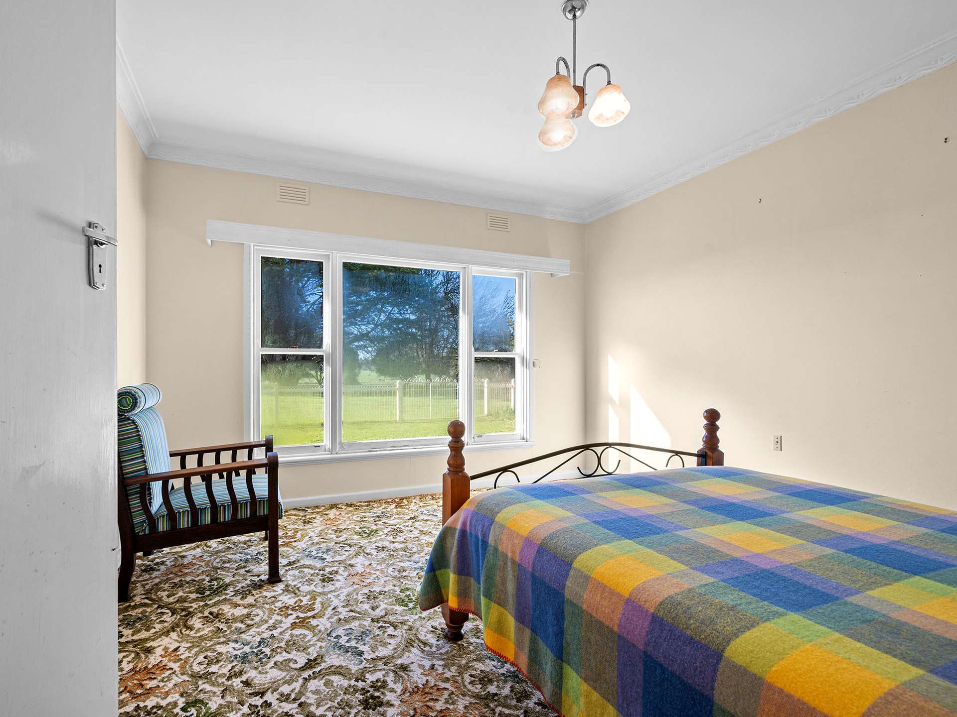 102 Andrews Road, Knebsworth For Sale by Farmbuy.com - image 14