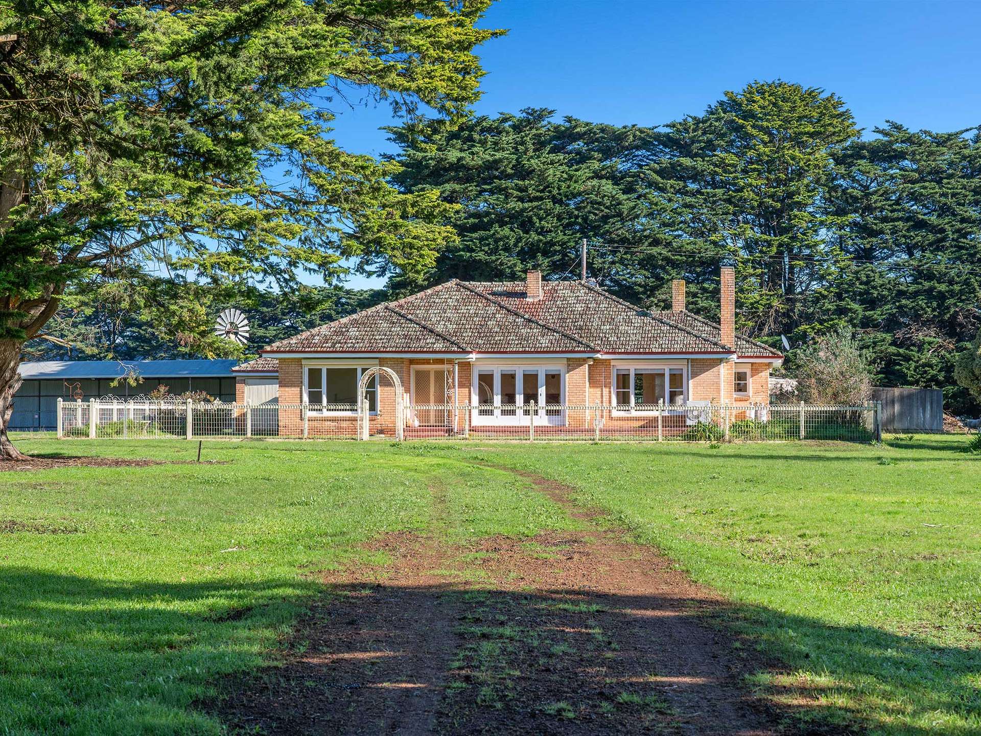 102 Andrews Road, Knebsworth For Sale by Farmbuy.com - image 24