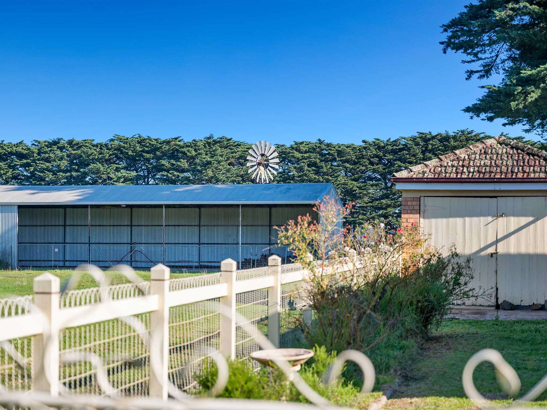 102 Andrews Road, Knebsworth For Sale by Farmbuy.com - image 20
