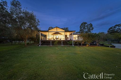 Farm For Sale - NSW - North Rothbury - 2335 - The owners are downsizing and are ready to move! 