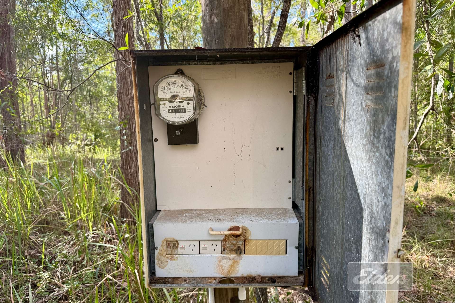 64 Hogan Road, Downsfield For Sale by Farmbuy.com - image 10