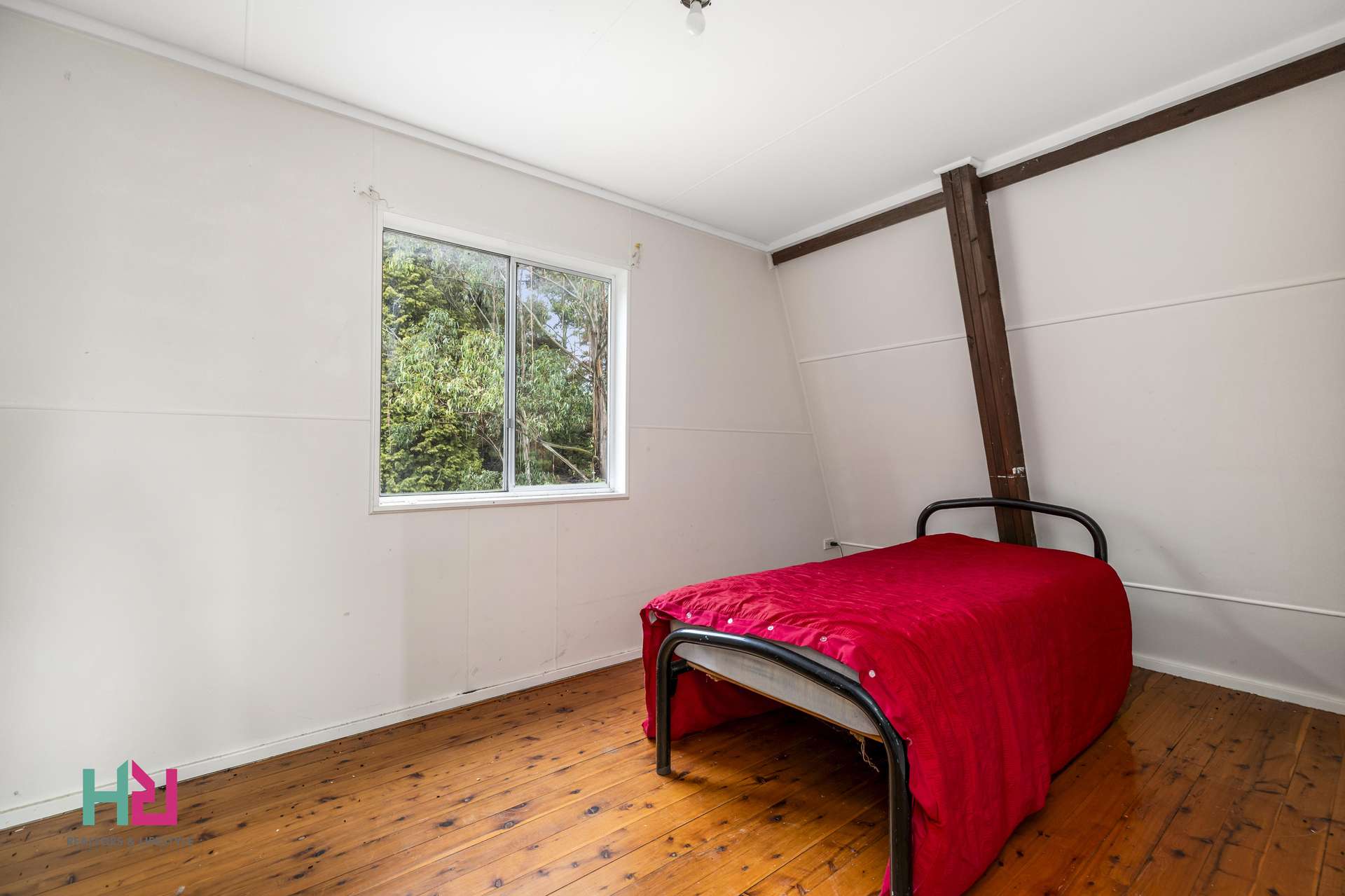 15 Austral Street, Sunny Corner For Sale by Farmbuy.com - image 6