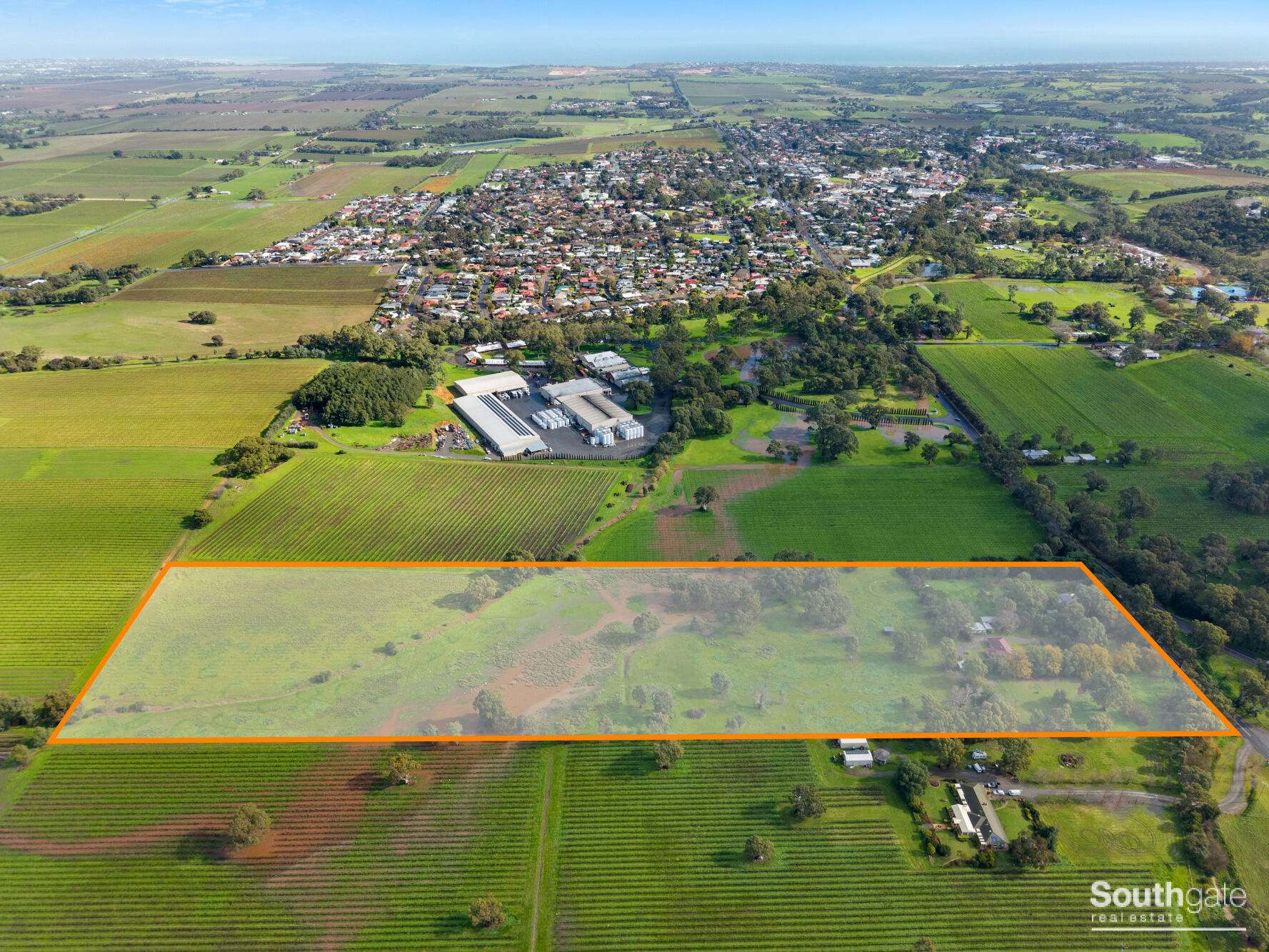10 Sand Road, McLaren Vale For Sale by Farmbuy.com - image 2