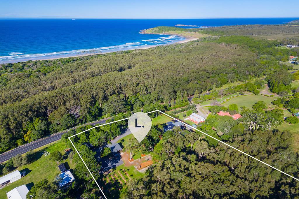 634 Point Plomer Road, Crescent Head NSW 2440