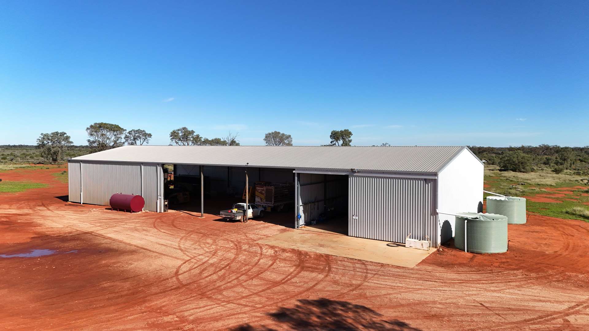 "Belvedere" 2264 Dowling Track, North Bourke For Sale by Farmbuy.com - image 8