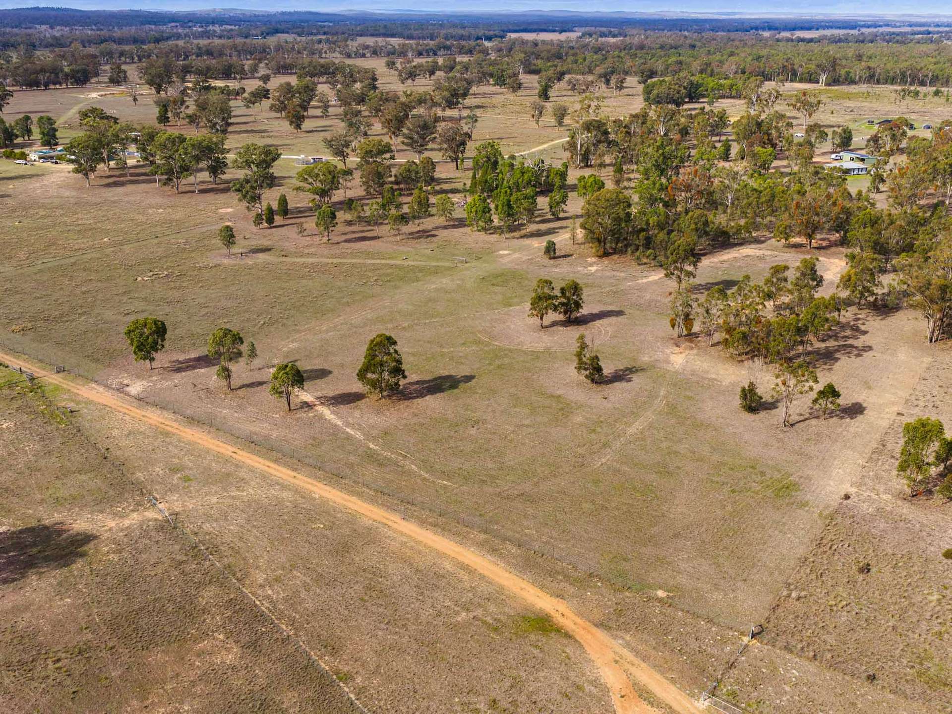 37 Dennison Park Drive, Leyburn For Sale by Farmbuy.com - image 25