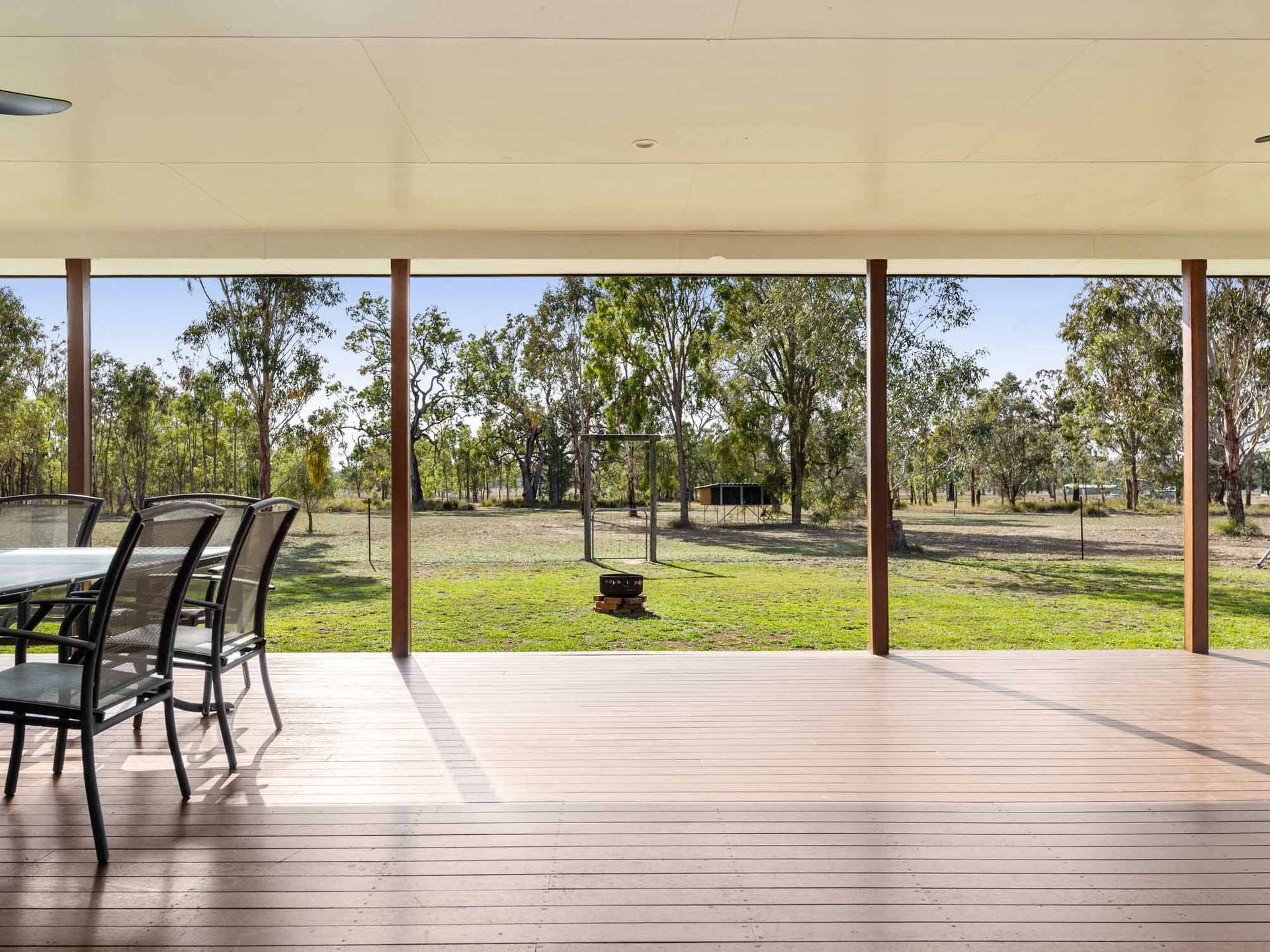 37 Dennison Park Drive, Leyburn For Sale by Farmbuy.com - image 11