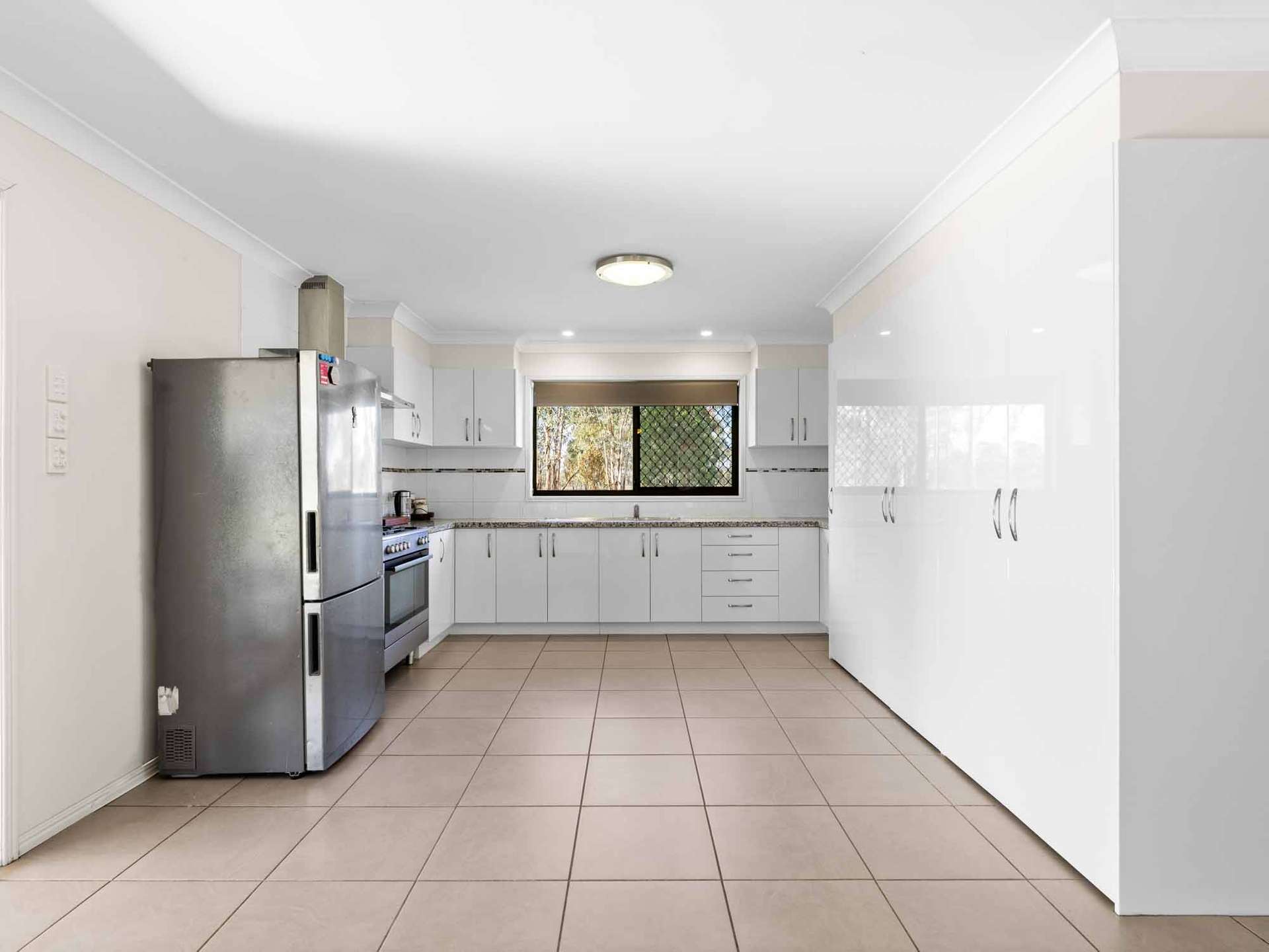 37 Dennison Park Drive, Leyburn For Sale by Farmbuy.com - image 4