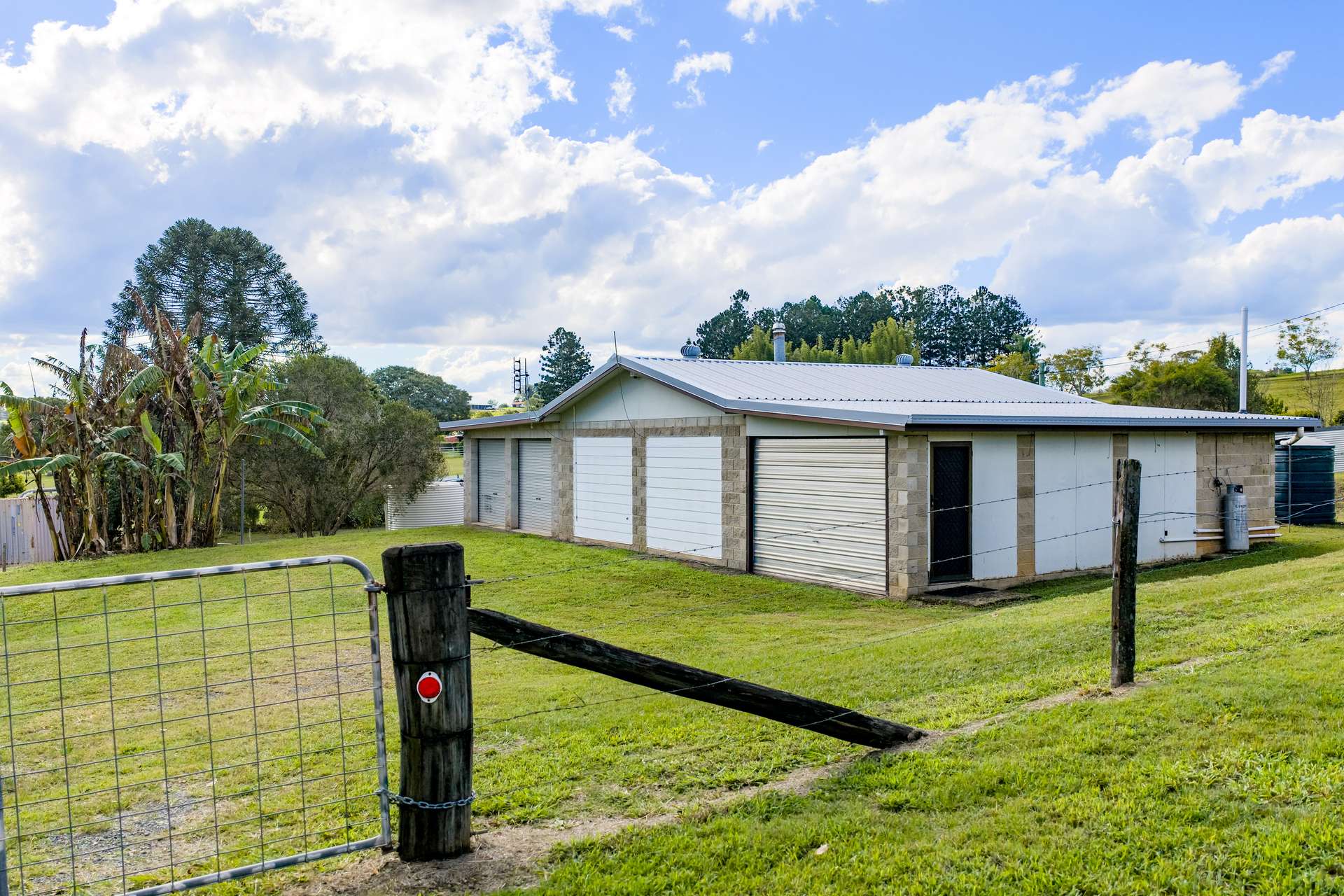 263 Old Goomboorian Road, Veteran For Sale by Farmbuy.com - image 2