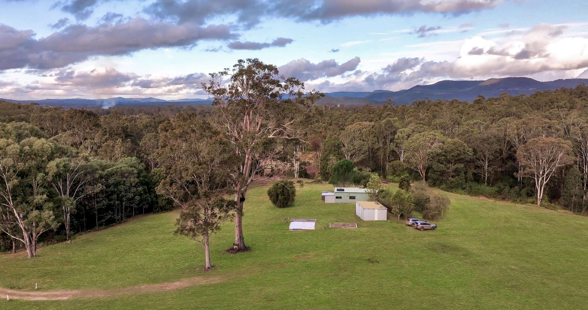 300 Hayes Road, Millfield For Sale by Farmbuy.com - image 12