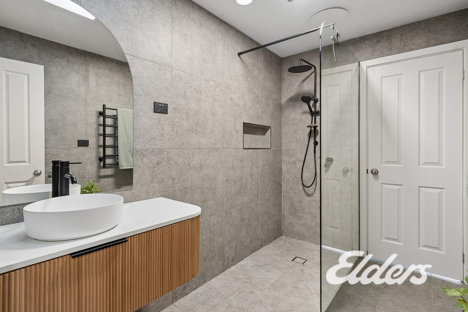 39 Pasley Street, Bundalong For Sale by Farmbuy.com - image 7
